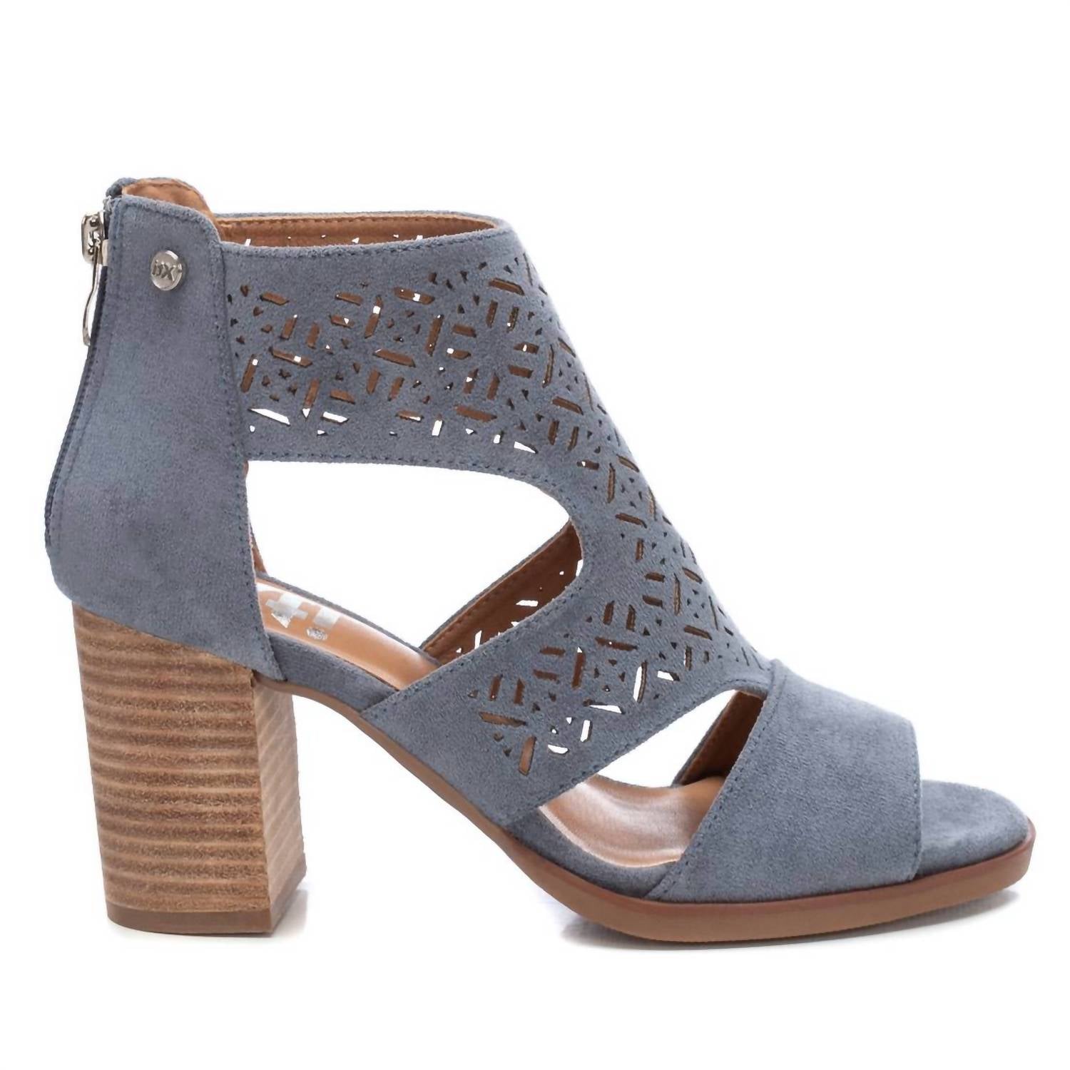 04079008-c9ec-4a58-b5ad-116af8d73fa9-upscale_15k-1500x1500-70 Xti - Women's Suede Sandals - Image 1