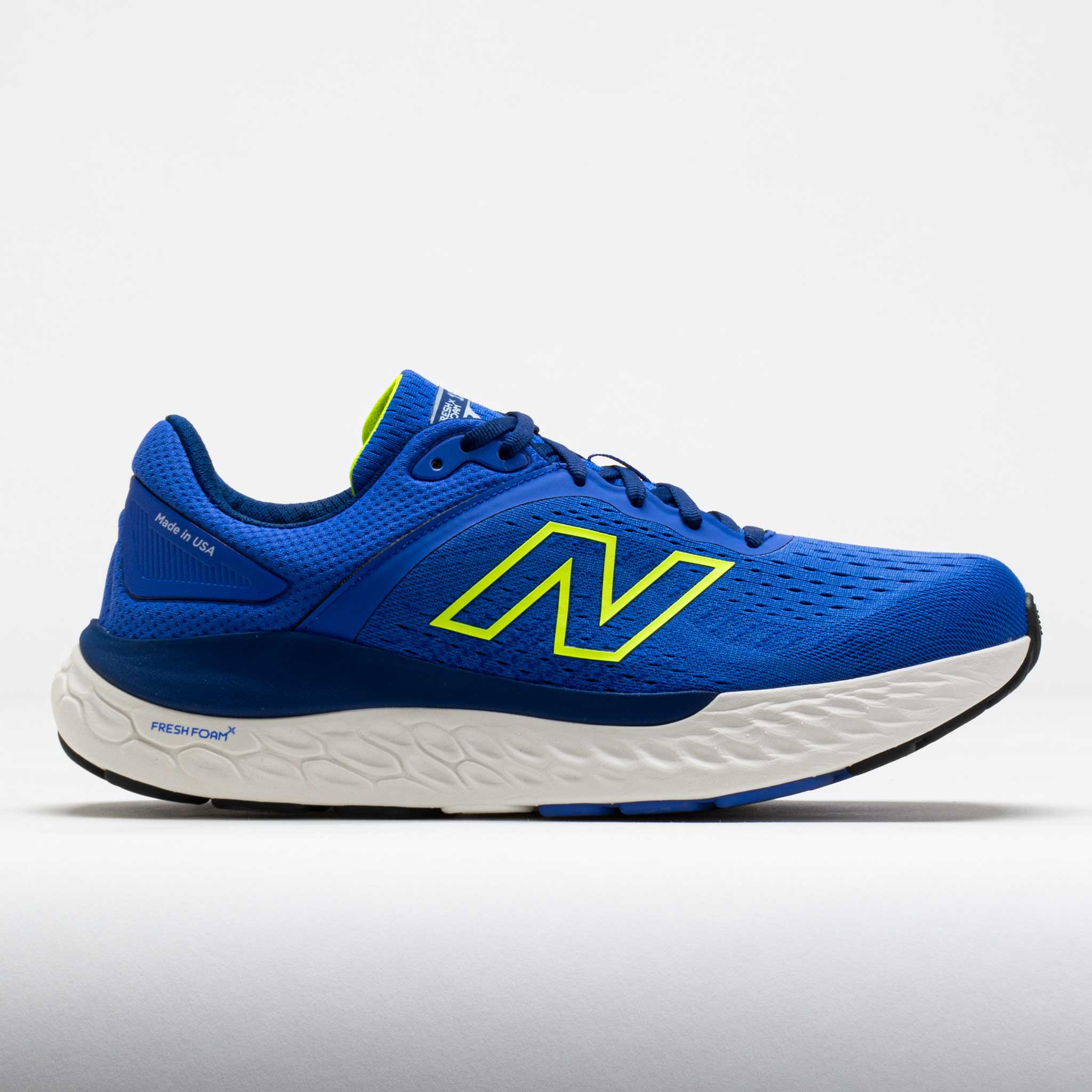042085_3 New Balance 1540v4 Mens Marine Blue/Thirty Watt - Image 1