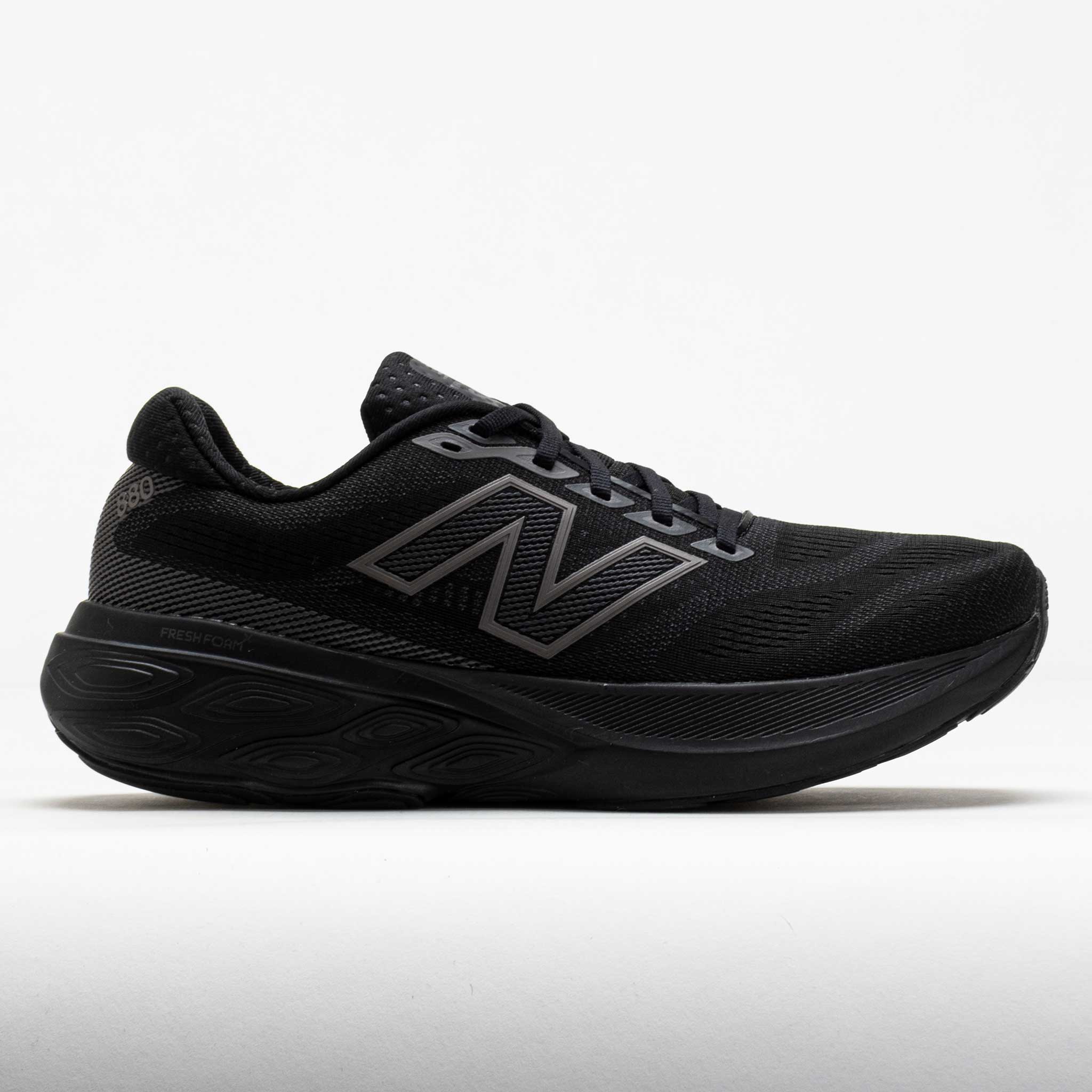 043500_3_7aa5539a-07de-49bc-9a13-351f39f6eed1 New Balance Fresh Foam X 880v15 Mens Black/Black/Black Metallic - Image 1