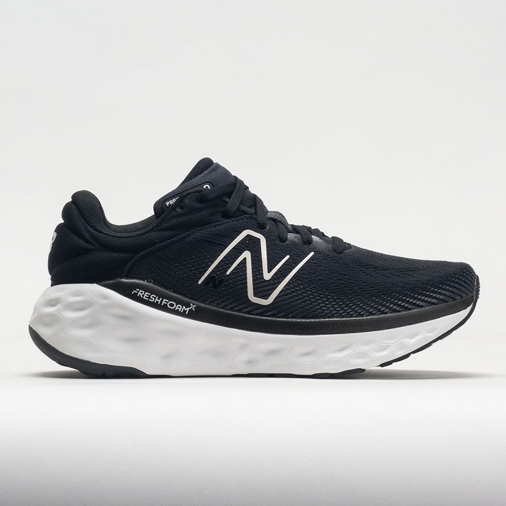 049951_3 New Balance Fresh Foam X 840v1 Womens Black/Magnet - Image 1
