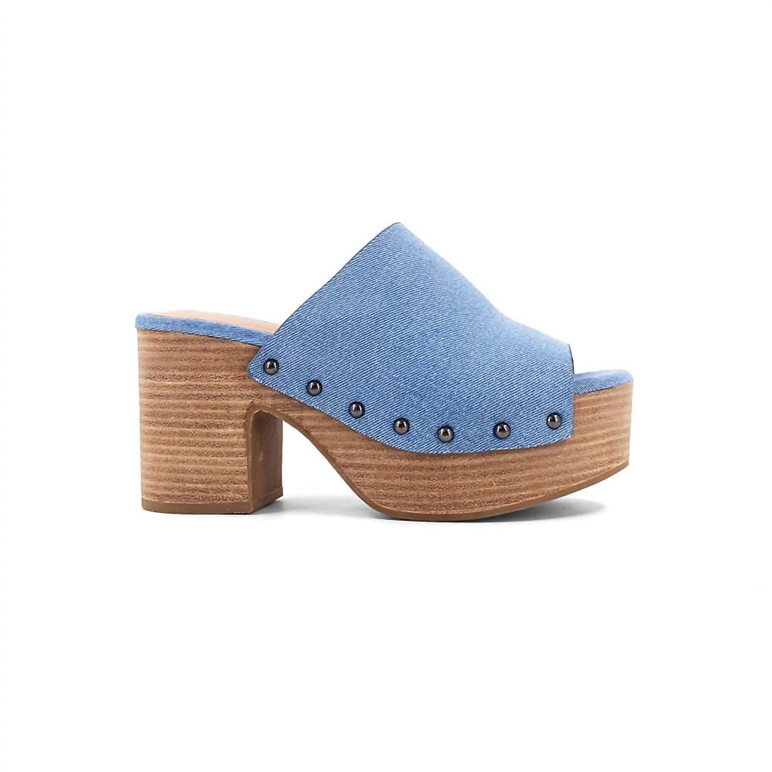 0665f0e0-7239-4682-b8b4-ca7b9d429ed6-upscale_15k-1500x1500-70 Shu Shop - Gina Studded Platform Block Heel Clogs - Image 1
