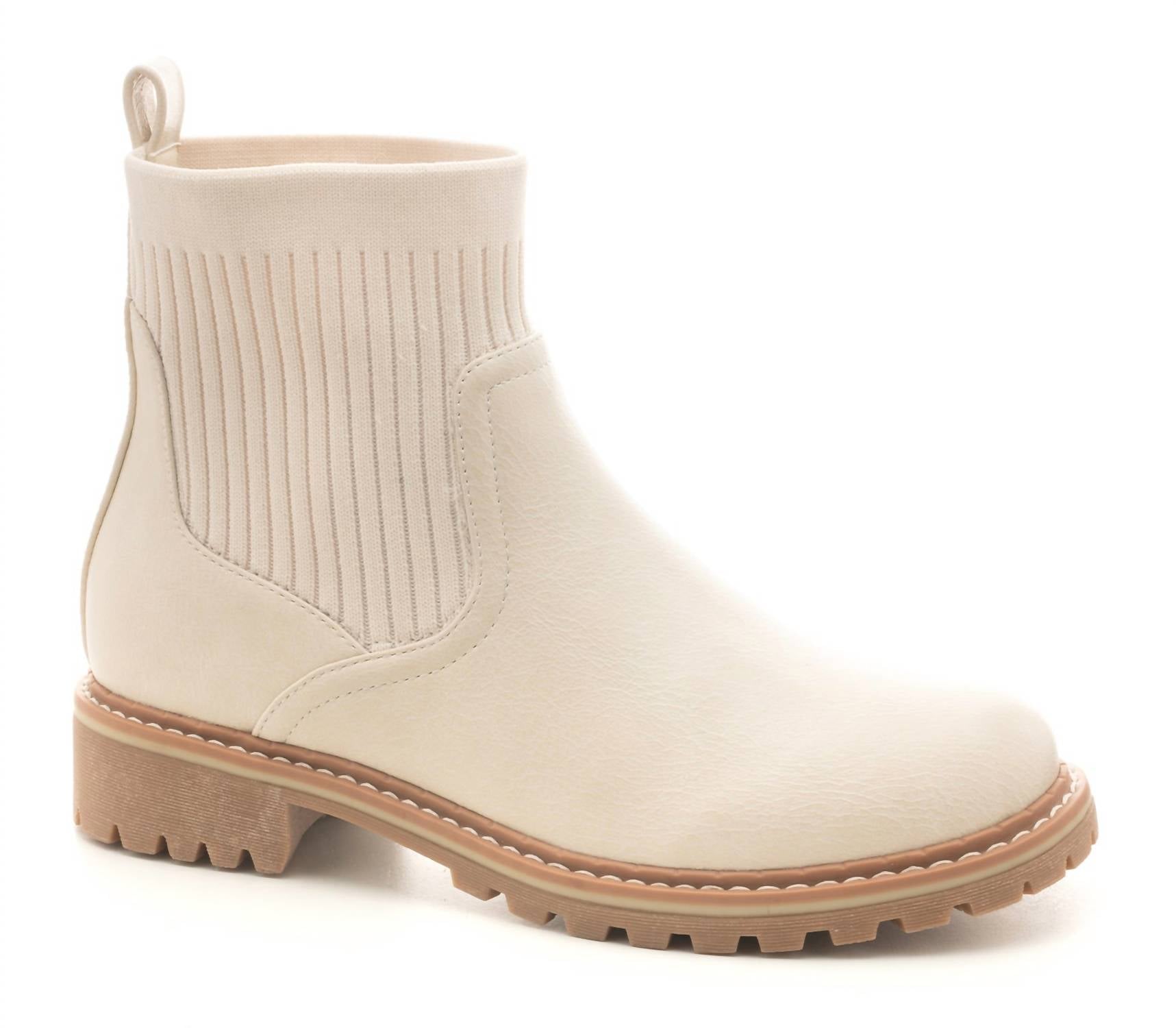 0ac68767-07db-48f2-9862-81f9f67b23e2-upscale_15k-1500x1500-70 Corkys Footwear - Women's Cabin Fever Fashion Booties - Image 1