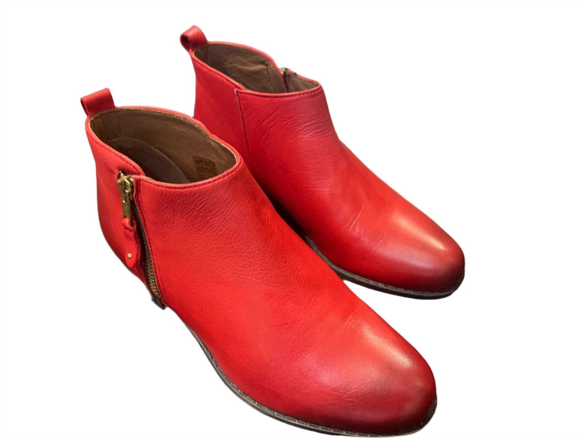 0bf96aed-609a-4497-b341-a7b6421e79d1-upscale_15k-1500x1500-1 Eric Michael - Women's London Boots - Image 1