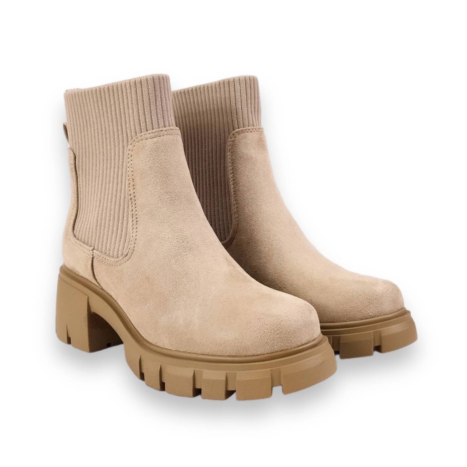 0d709996-122a-4476-9d44-77c38adee112-upscale_15k-1500x1500-70 Ccocci - Zordy Chelsea Boots - Image 1