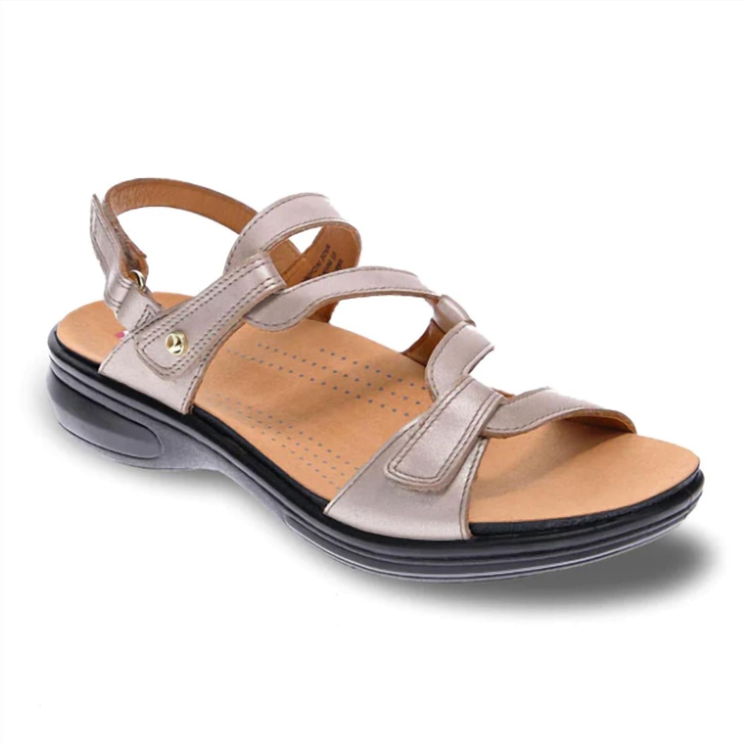 1086c2c8-add3-4fd0-a738-35d29edaf1e8-upscale_15k-1500x1500-1 Revere - Women's Emerald Sandal - Image 1