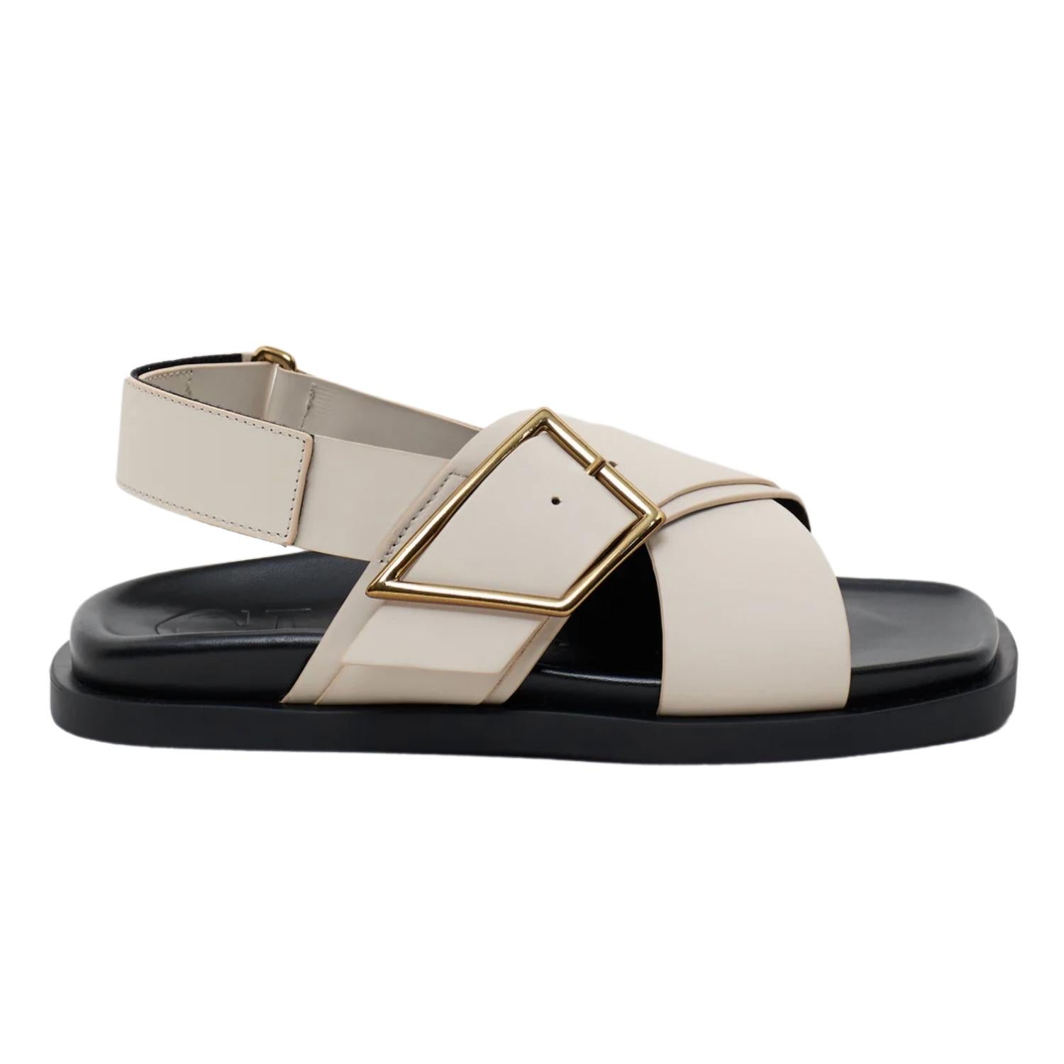 163c7178-6fc5-436f-b539-c208086ddf9d-upscale_15k-1500x1500-1 Closed - Leather Sandals - Image 1