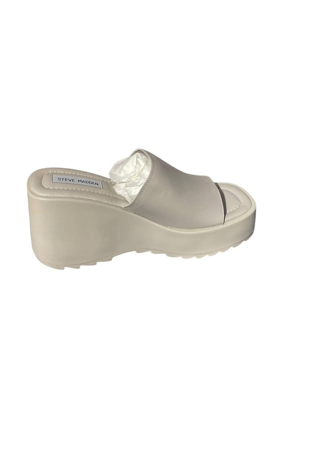 1cad1012-35c4-4927-912a-252f71fc10f6-upscale_15k-1500x1500-70 Steve Madden - Women's Pepe 30 Sandals - Image 1