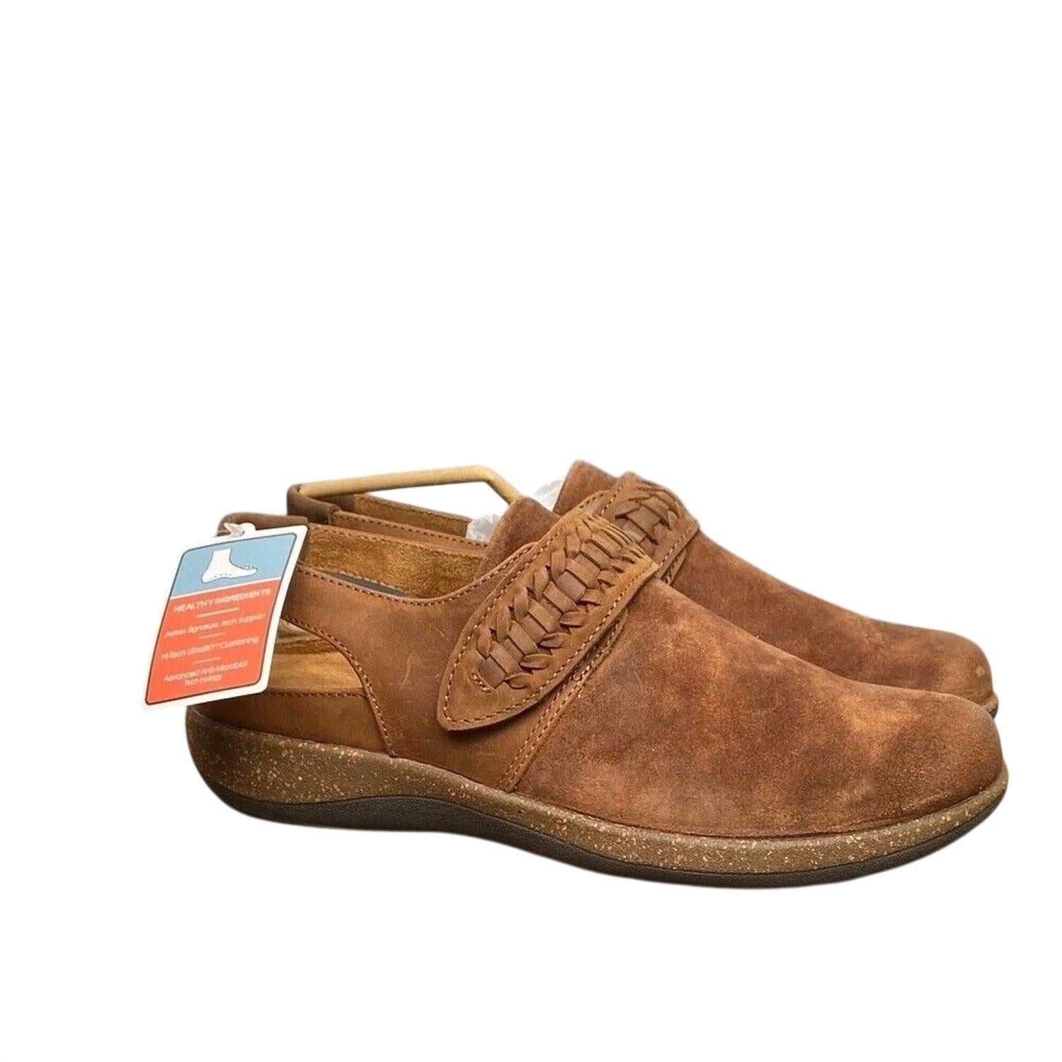 20a3f392-cc0d-4c6a-a17c-bc361c8ab218-upscale_15k-1500x1500-1 Aetrex - Women's Leni Leather Slingback Clog - Image 1