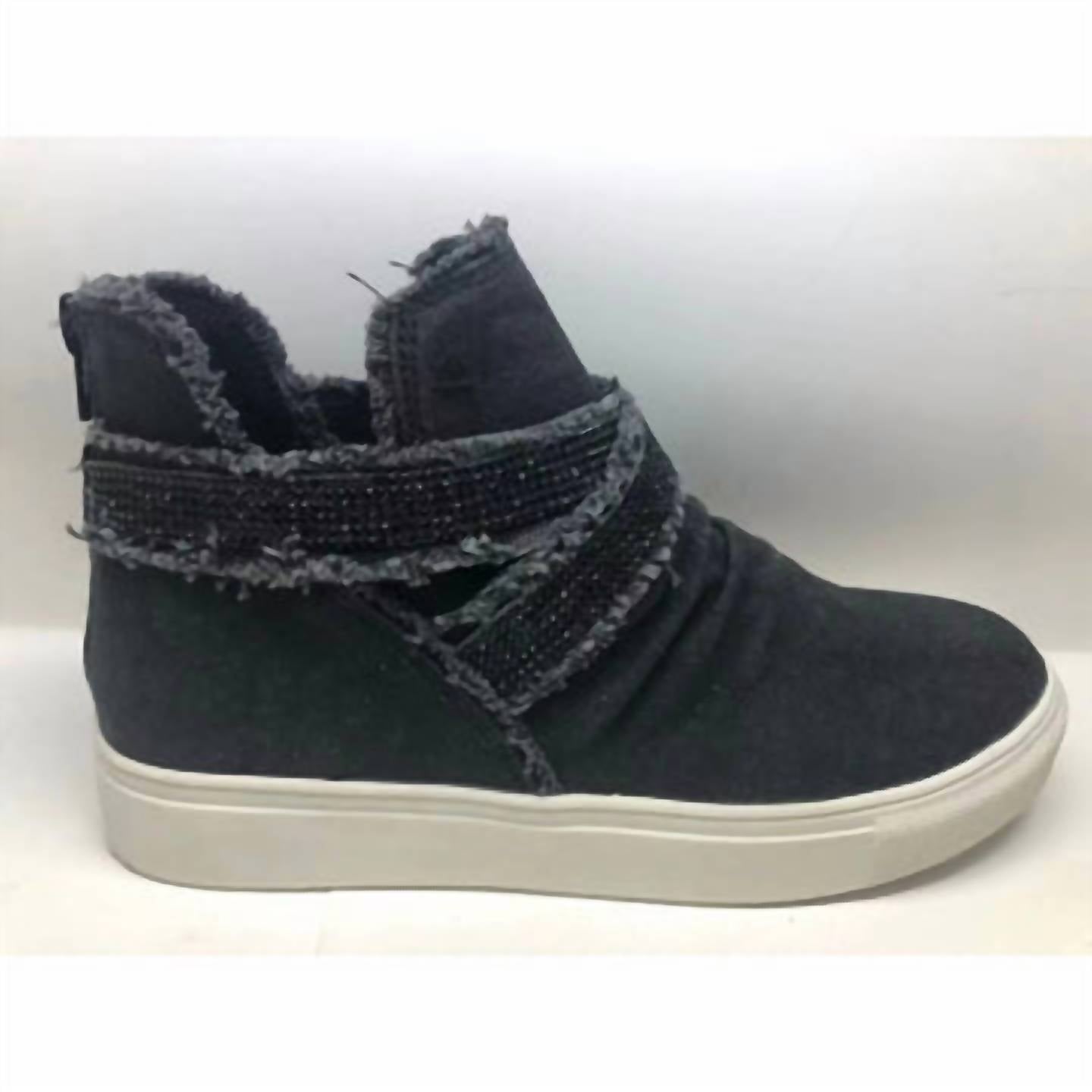 255a0a5b-5061-44d6-b726-c0e8d5161afa-upscale_15k-1500x1500-70 Gypsy Jazz - Women's Flora Booties - Image 1