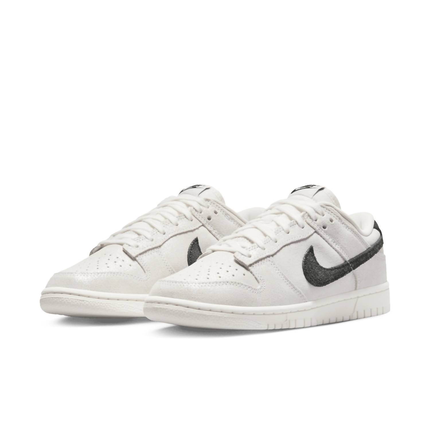 3412f435-cdaa-4b4b-8536-486388c52c42-upscale_15k-1500x1500-70 Nike - Women's Dunk Low Se Sneakers - Image 1