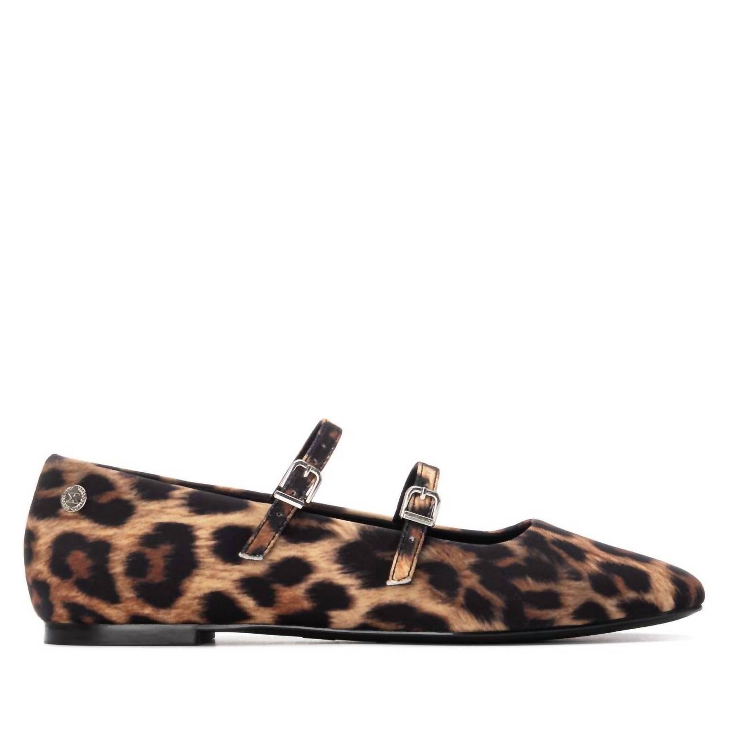 34c9d858-b1b7-4a34-87e8-464c491d2827-upscale_15k-1500x1500-70 Xti - Women's 144701 Flat Sandals - Image 1