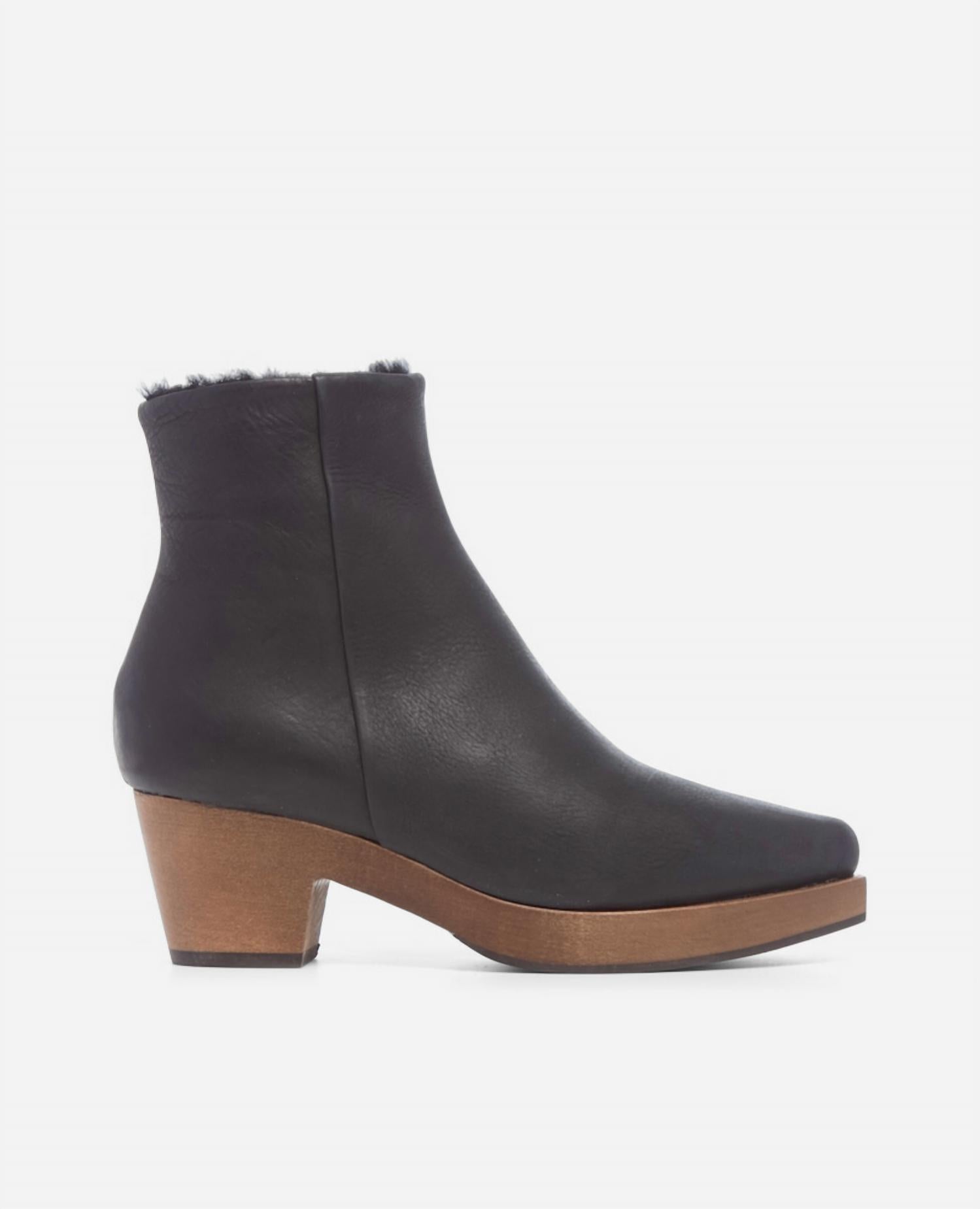 36fc517b-9a72-4f8d-9b77-555009042926-upscale_15k-1500x1500-1 Coclico - Women's Keep Shearling Clog - Image 1