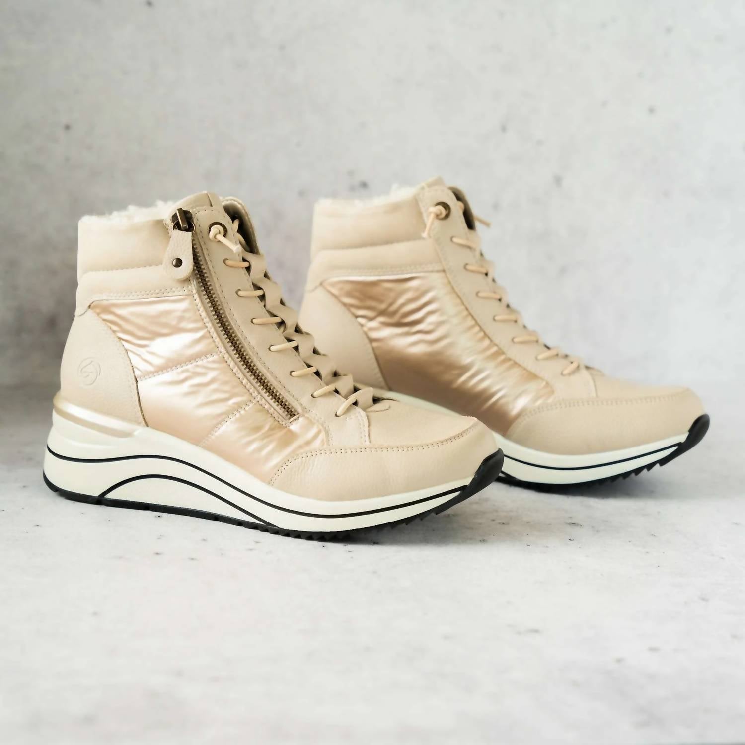 3721c0e5-bb78-49f8-aa31-878dfdaeebf9-upscale_15k-1500x1500-70 Remonte - Women's Ankle Boot Sneaker - Image 1
