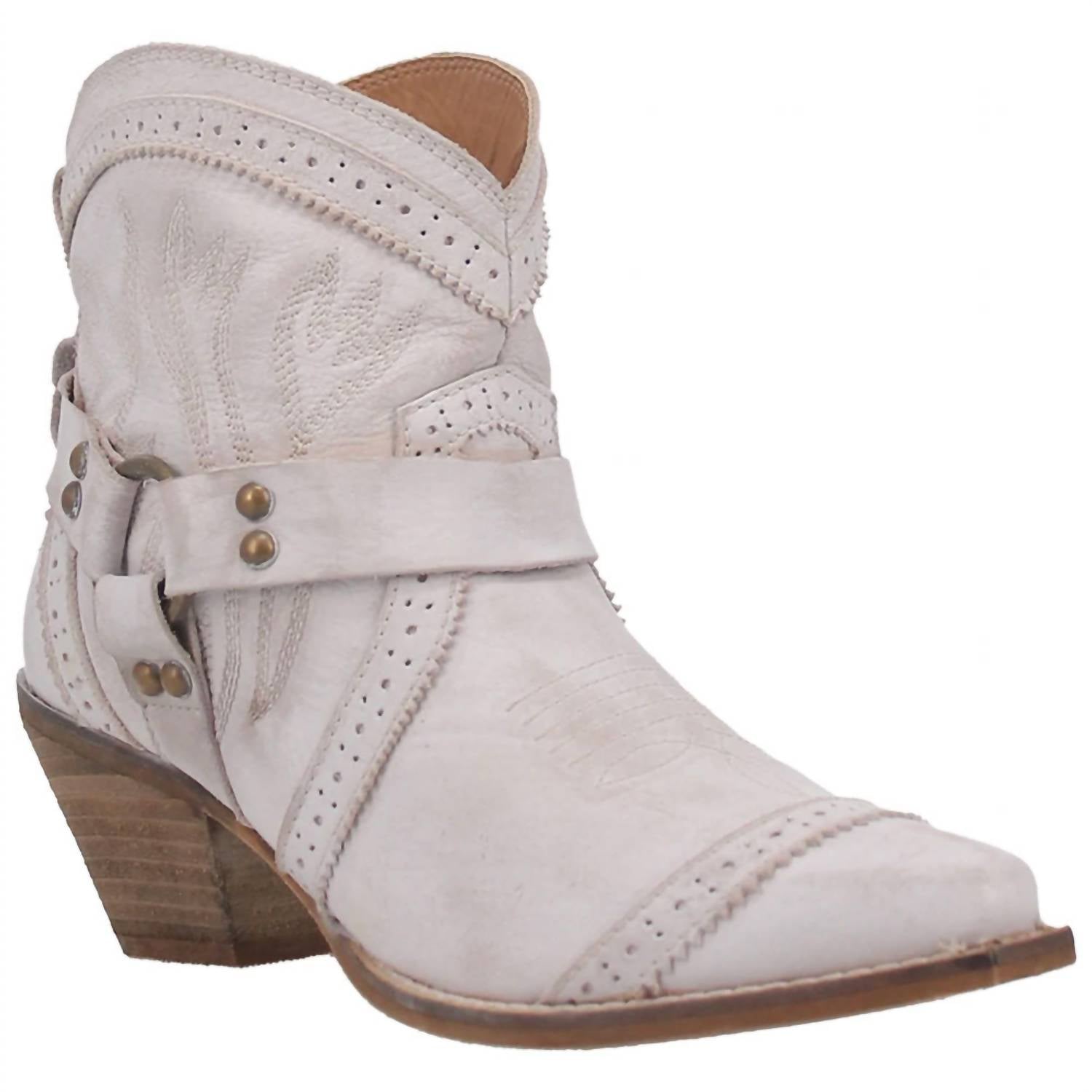 373a32ac-4dfc-4bdb-83da-c868372af91f-upscale_15k-1500x1500-70 Dingo - Women's Gummy Bear Short Western Cowboy Boot - Image 1