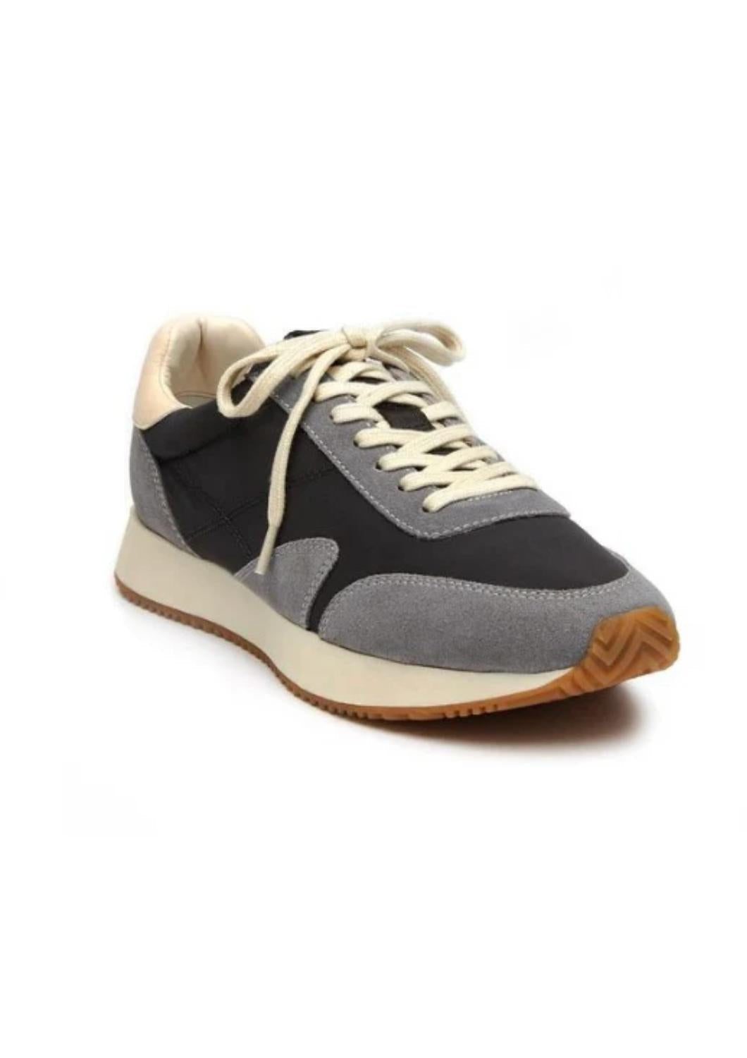 3e9f53de-5352-4b24-b444-1513442486e4-upscale_15k-1500x1500-1 Matisse - Women's Farrah Sneaker - Image 1