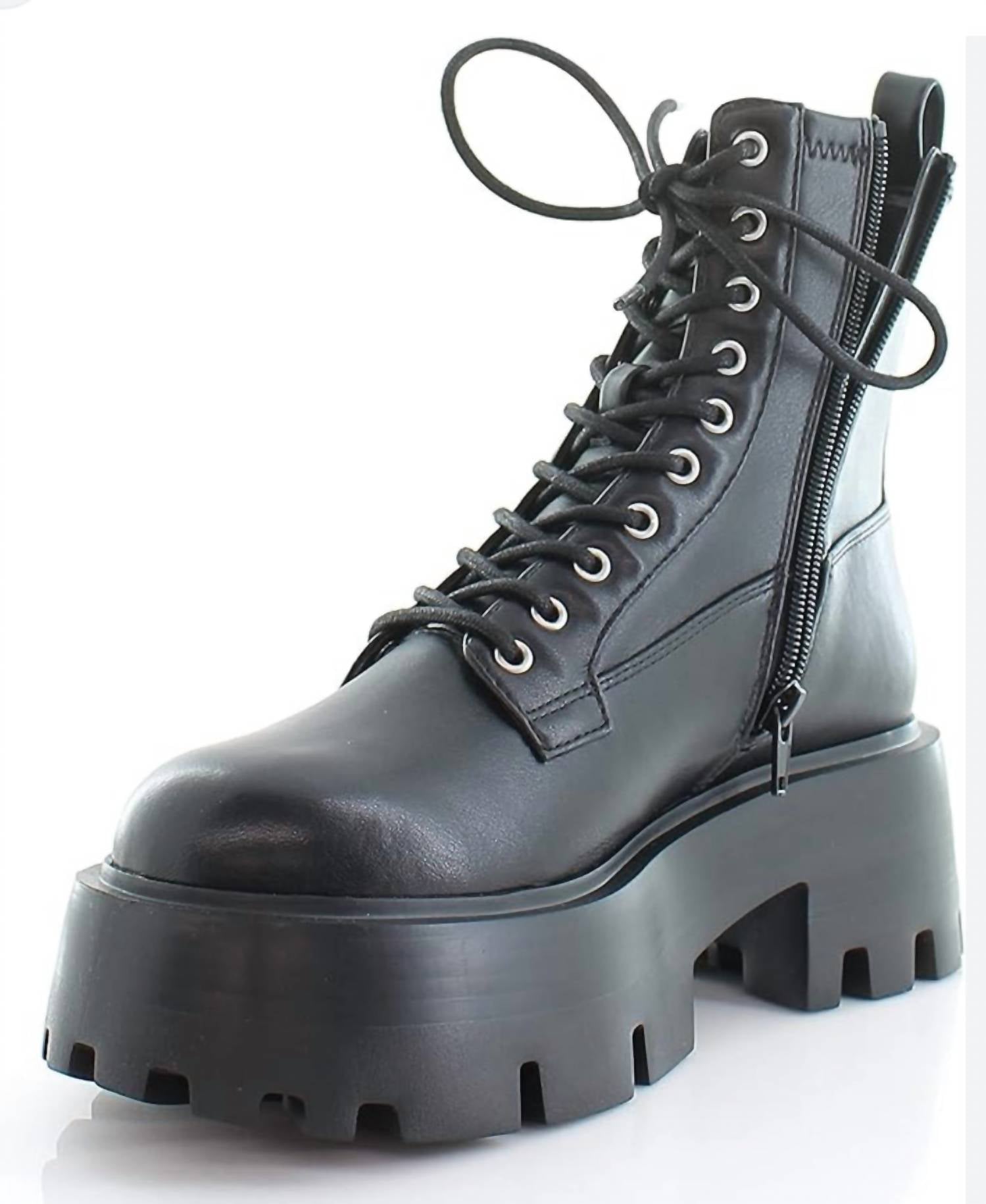 47165b93-70f8-4972-bb8f-e1cb109d46d7-upscale_15k-1500x1500-70 Steve Madden - Women's Maddox Platform Block Heel Combat Boot - Image 1