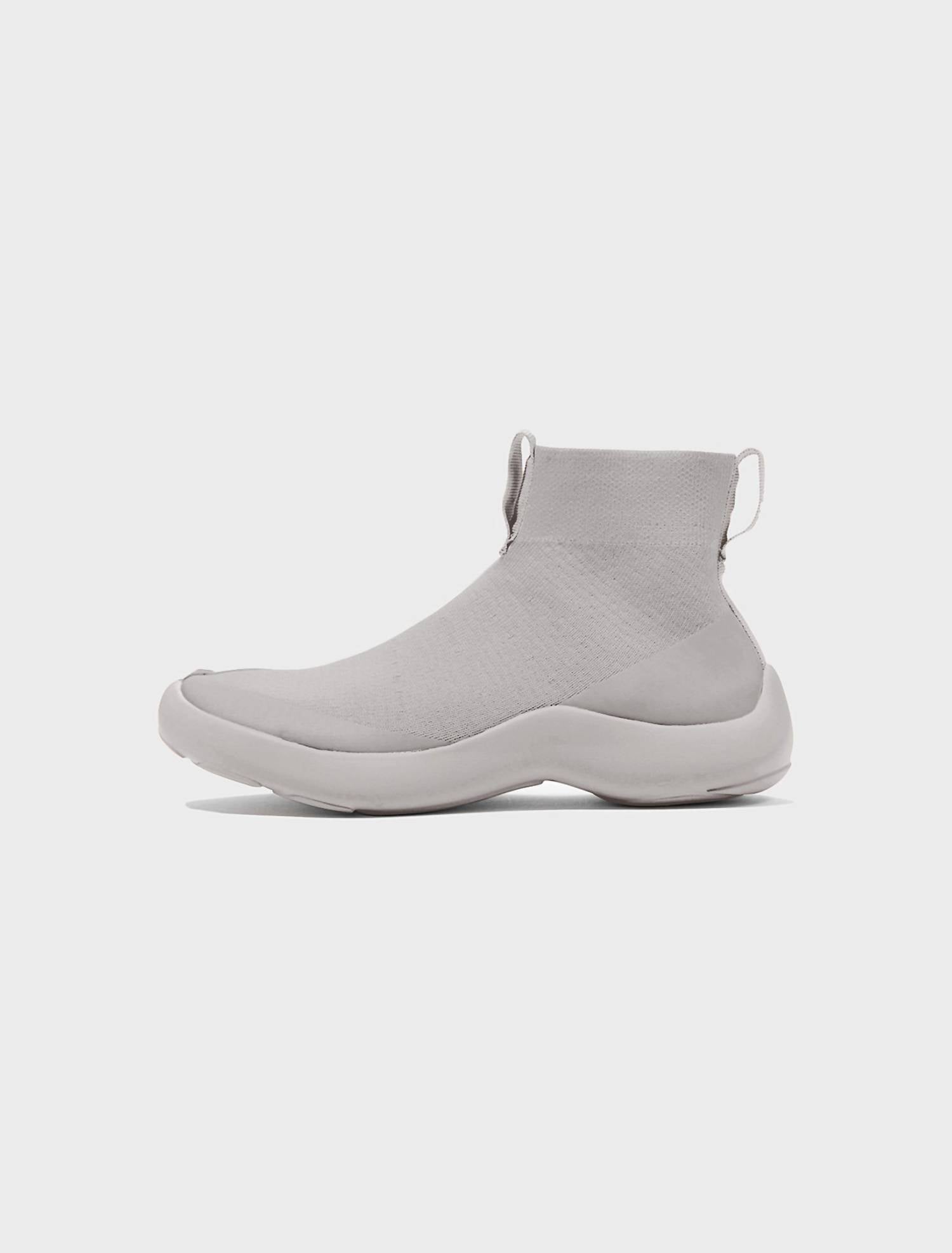 4e879051-2363-4e69-9b1e-77c601d37621-upscale_15k-1500x1500-70 Tabi - Unisex Hightop Sneakers - Image 1