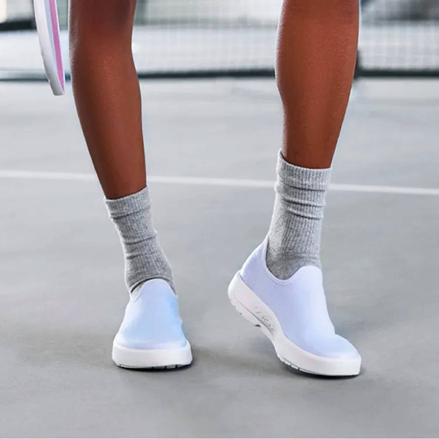 543e257e-240e-4d17-b659-162e8909a932-upscale_15k-1500x1500-70 Oofos - Women Oomg Low Recovery Shoe - Image 1