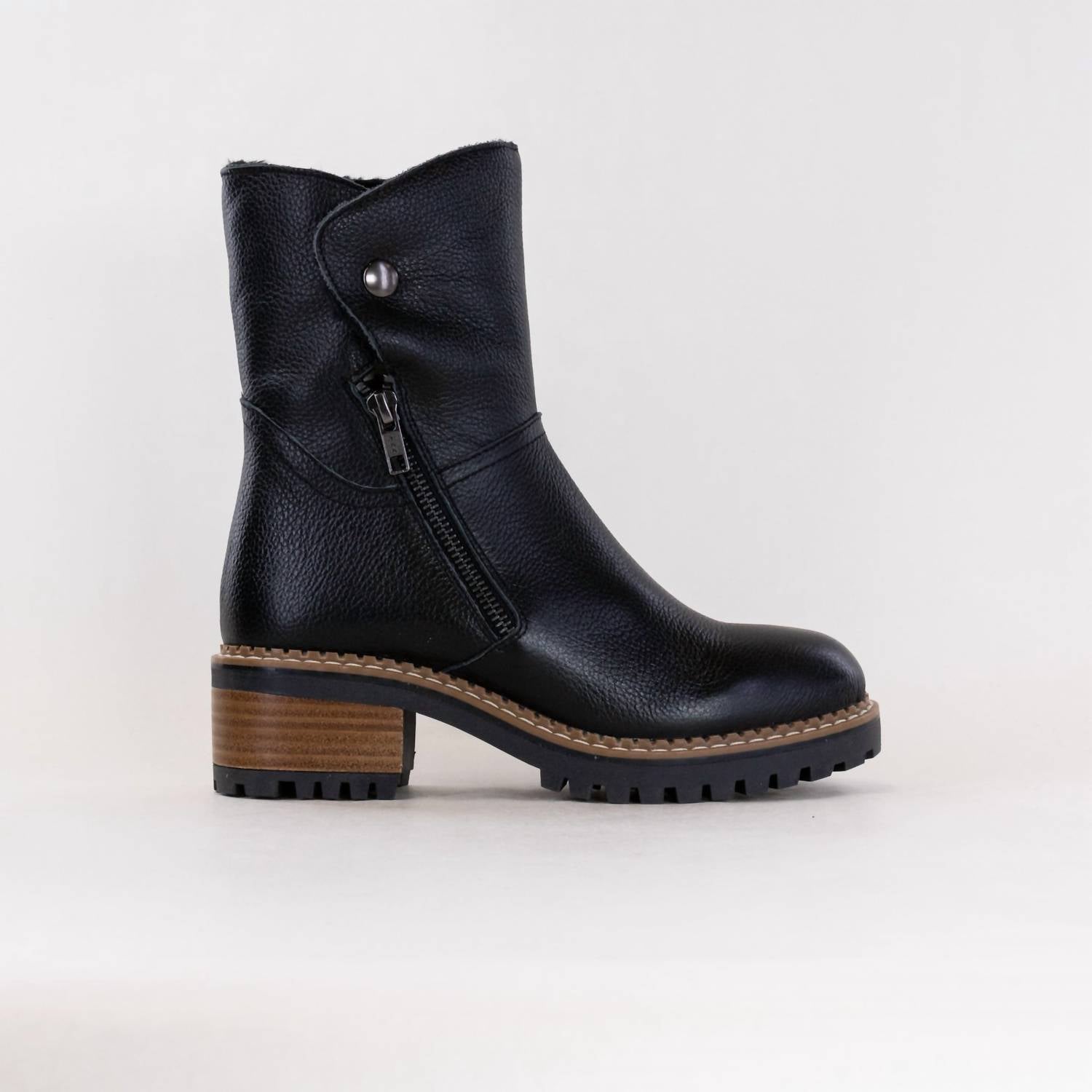 54ec011f-7e36-455a-9a73-c74f974480d6-upscale_15k-1500x1500-70 Eric Michael - Women's Pelham Boot - Image 1