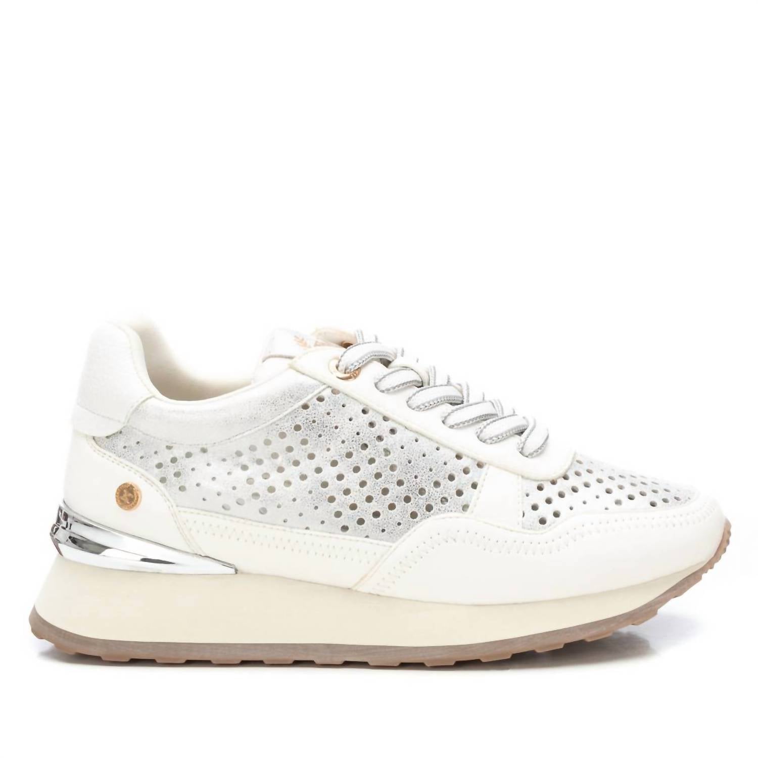 58b7b20c-afc1-4062-8c84-281bbc00b0ff-upscale_15k-1500x1500-70 Xti - Women's Trainer Sneakers - Image 1