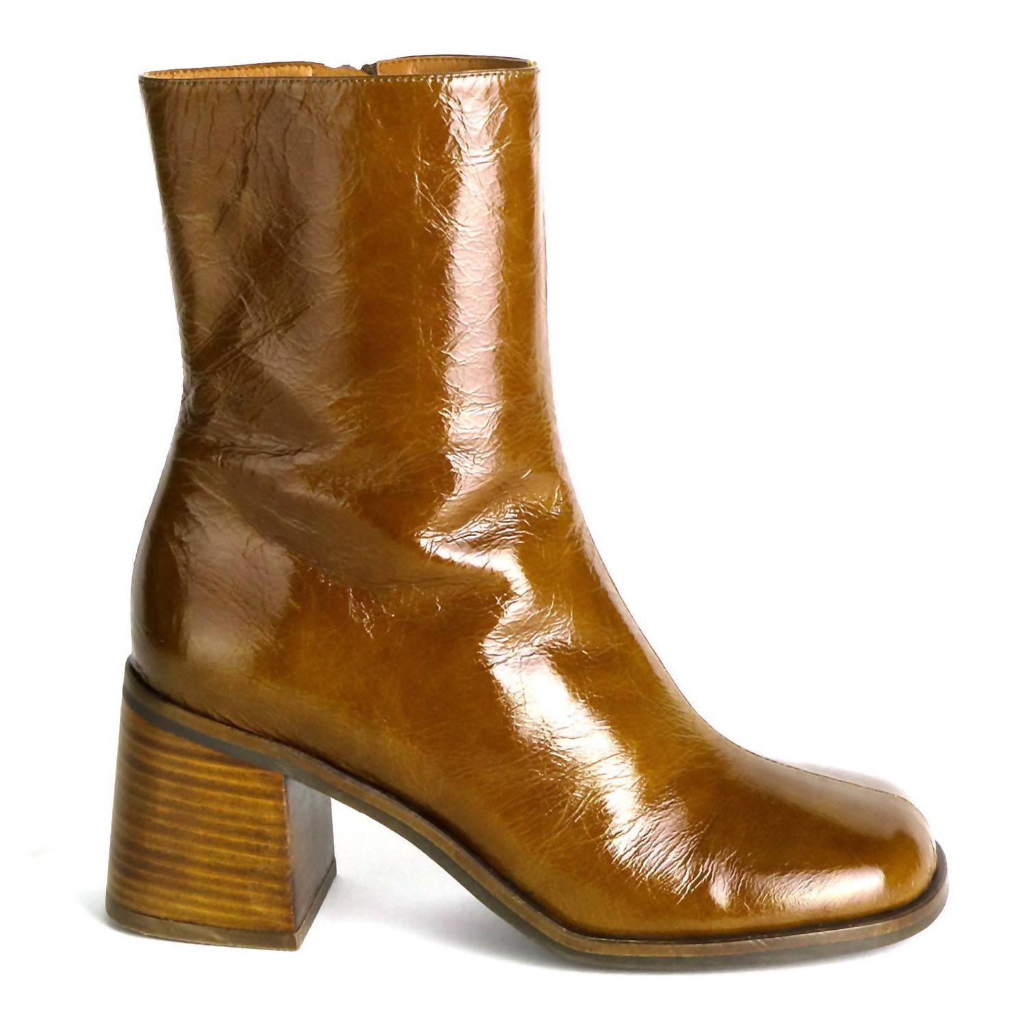 58e0560b-c386-41ff-9422-0e868201cd4c-upscale_15k-1500x1500-70 Intentionally Blank - Women's Mall Boot - Image 1