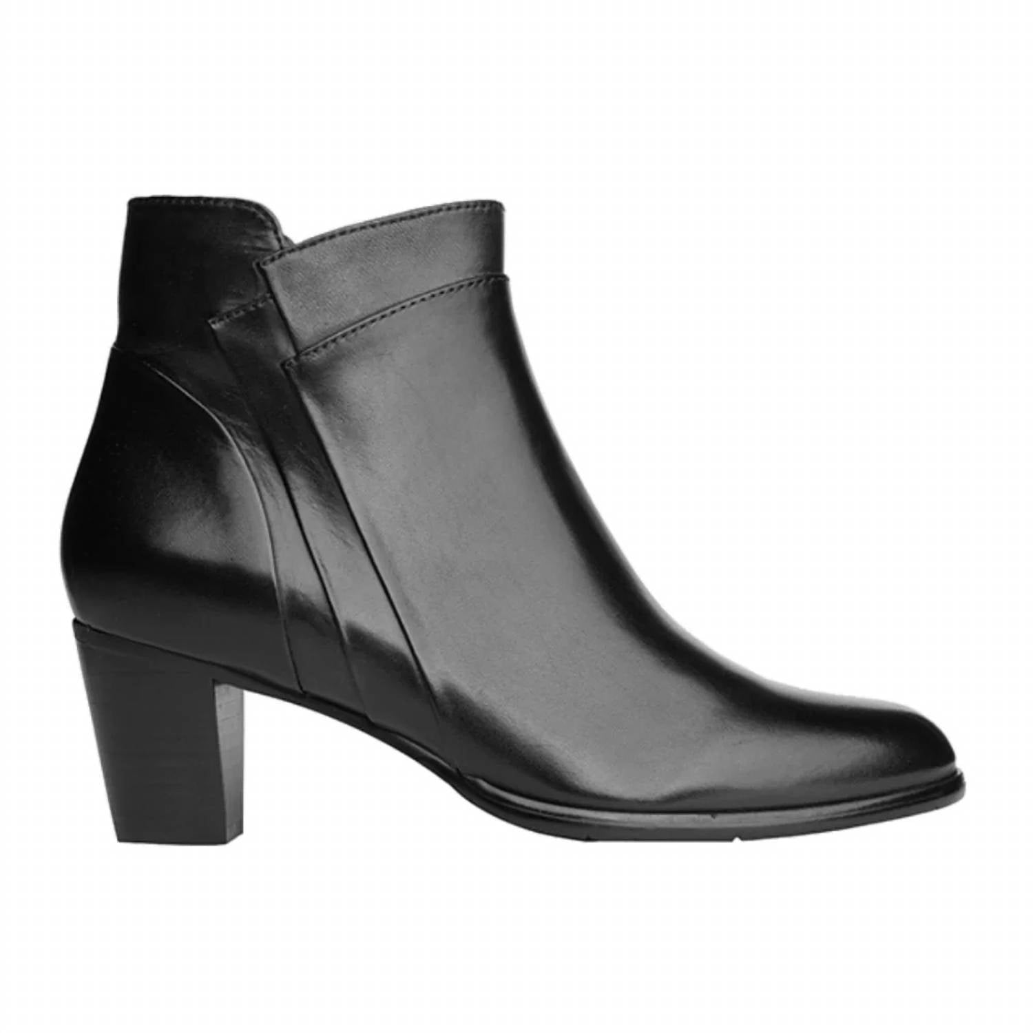 5bfcc140-0e87-46f2-9151-a52e08a70ba7-upscale_15k-1500x1500-70 Regarde Le Ciel - Women's Sonia 137 Glove Leather Bootie - Image 1