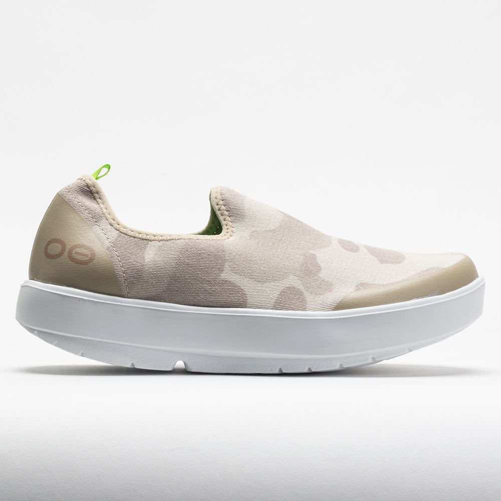 631316_3 OOFOS OOmg eeZee Limited Womens Tan Camo - Image 1