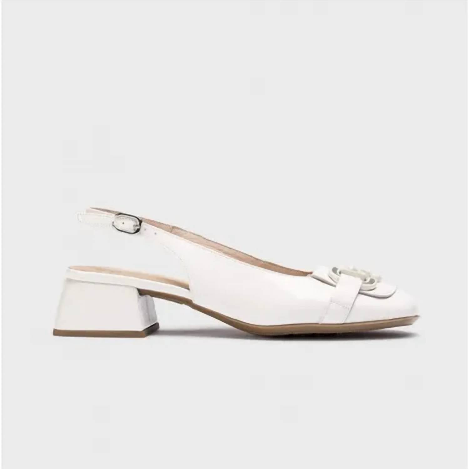 6643d8c2-d536-4e5d-94b6-dfe07df0dcef-upscale_15k-1500x1500-70 Wonders - Women D-1220 Lack V Sandal - Image 1