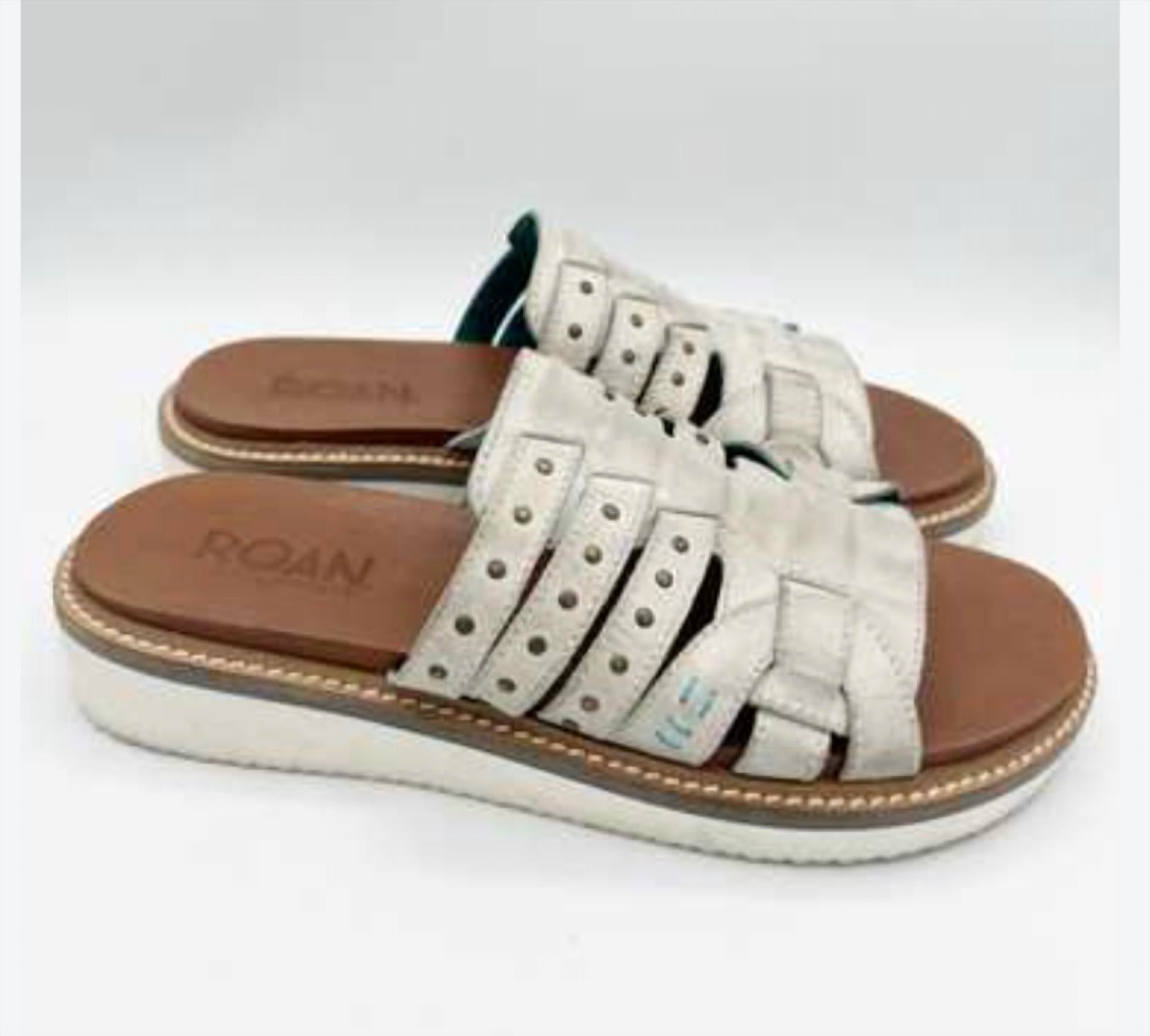 7374c682-37c9-4ae5-8698-09660c9b2dac-upscale_15k-1500x1500-1 Bedstu - women pine sandal - Image 1