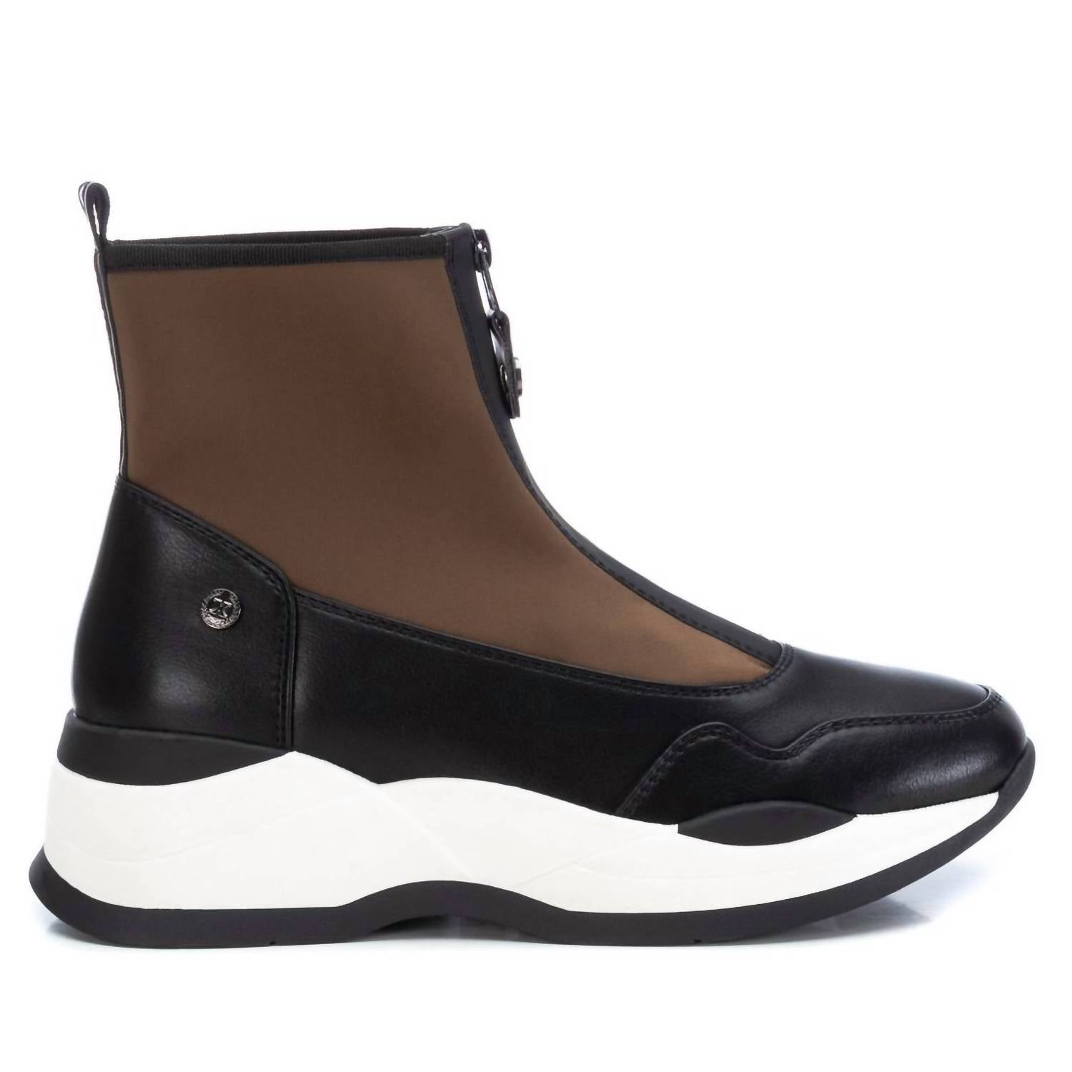 76eca1b6-d6fa-4ead-b829-28f7829e0751-upscale_15k-1500x1500-70 Xti - Women's Sport Booties - Image 1