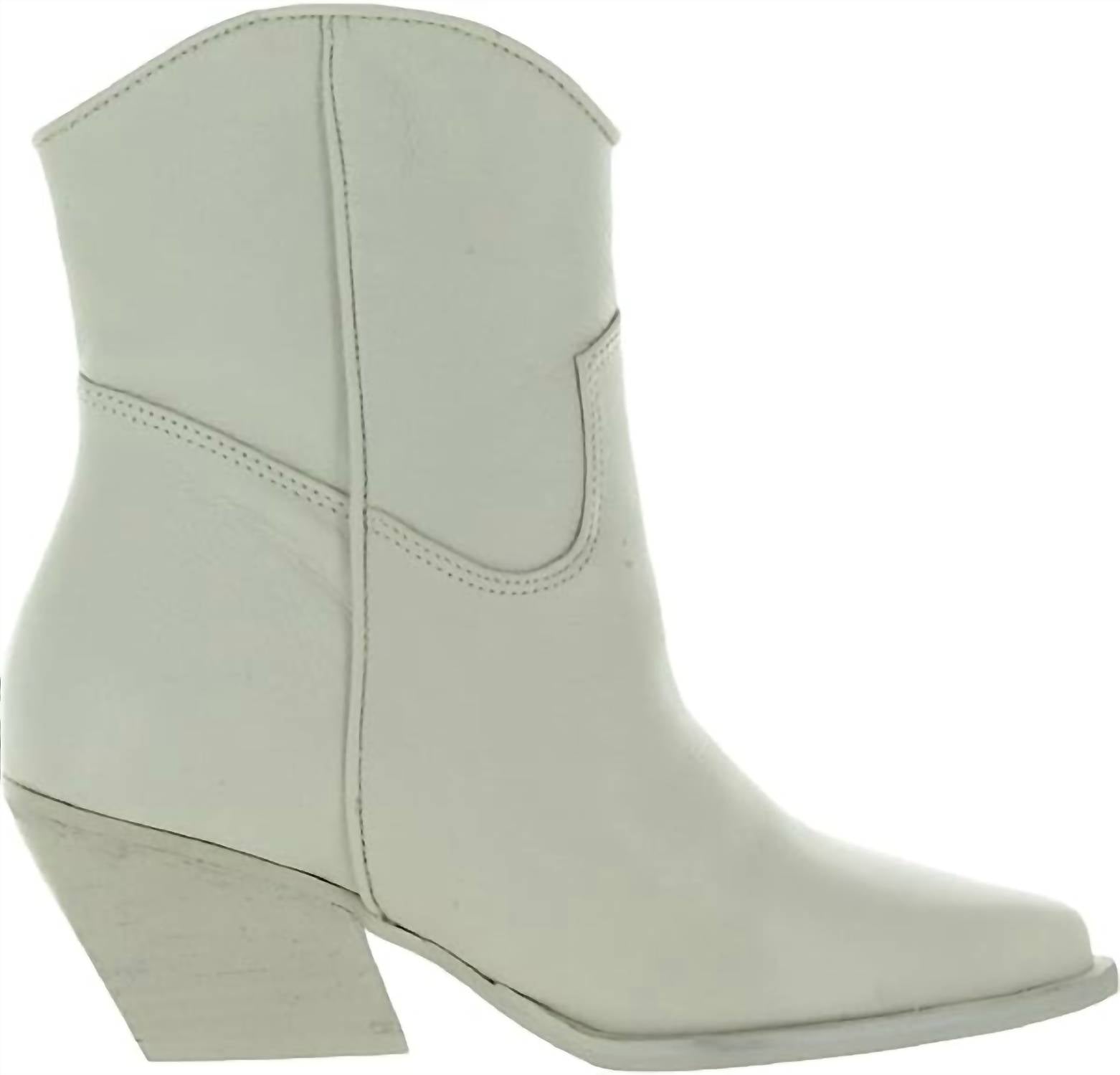 79c44587-b573-4535-b03a-02a676b4a9ff-upscale_15k-1500x1500-70 Steve Madden - Women's Wolfer Fashion Boot - Image 1