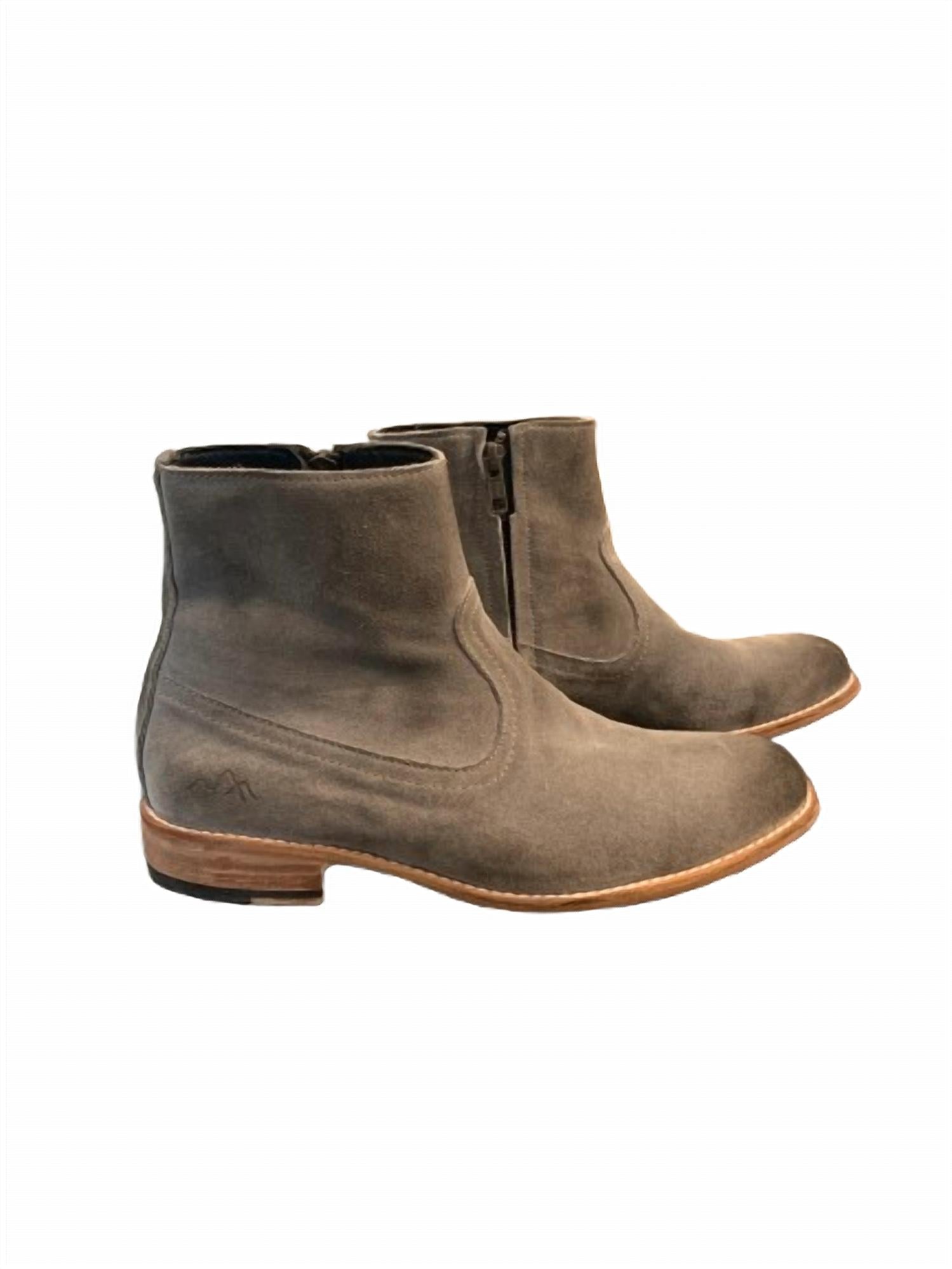 7bf95d65-04d3-4e5e-99d9-9378bc0eca4d-upscale_15k-1500x1500-1 Esquivel - Women's Dakota Suede Leather Engraved Ankle Boot - Image 1