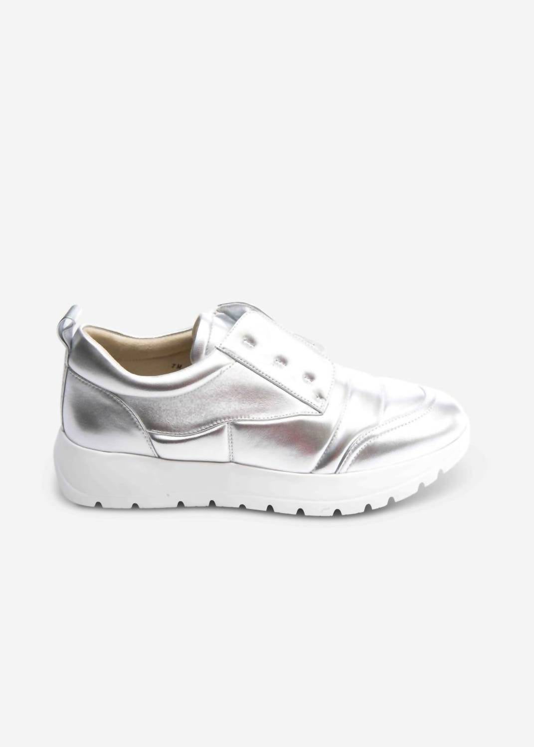 7f601c2a-bca2-4ead-95c0-40f2d03c9d26-upscale_15k-1500x1500-70 Vaneli - Women's Qual Platform Sneaker - Image 1
