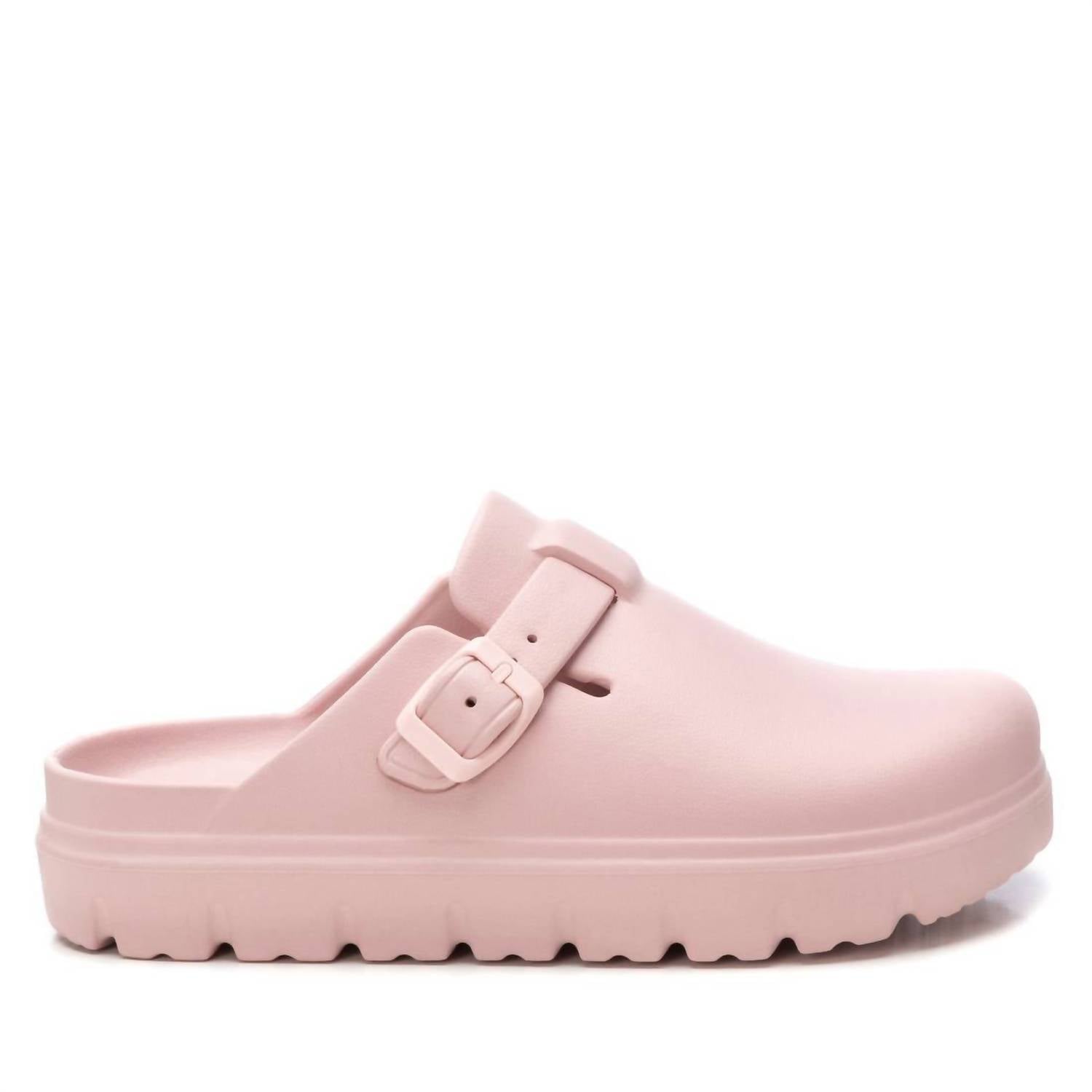 89eb8621-efdb-42c9-ba30-2291b838d8d4-upscale_15k-1500x1500-70 Xti - Women's Rubber Clogs - Image 1