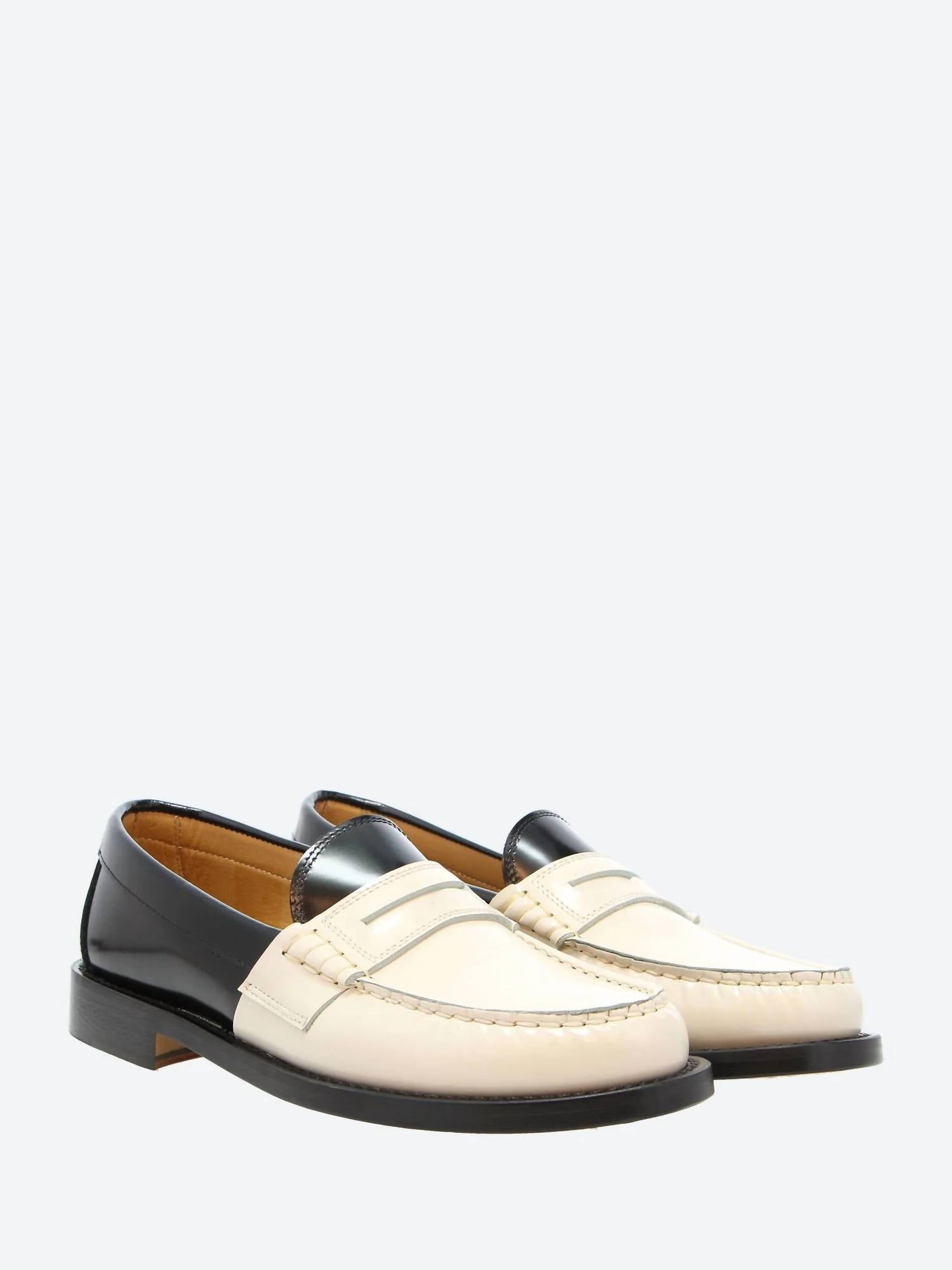 8f68f7c6-9c7a-4f19-bb20-62be970803cb-upscale_15k-1500x1500-70 Sesa Footwear - Women's Miami High Shine Calfskin Loafers - Image 1