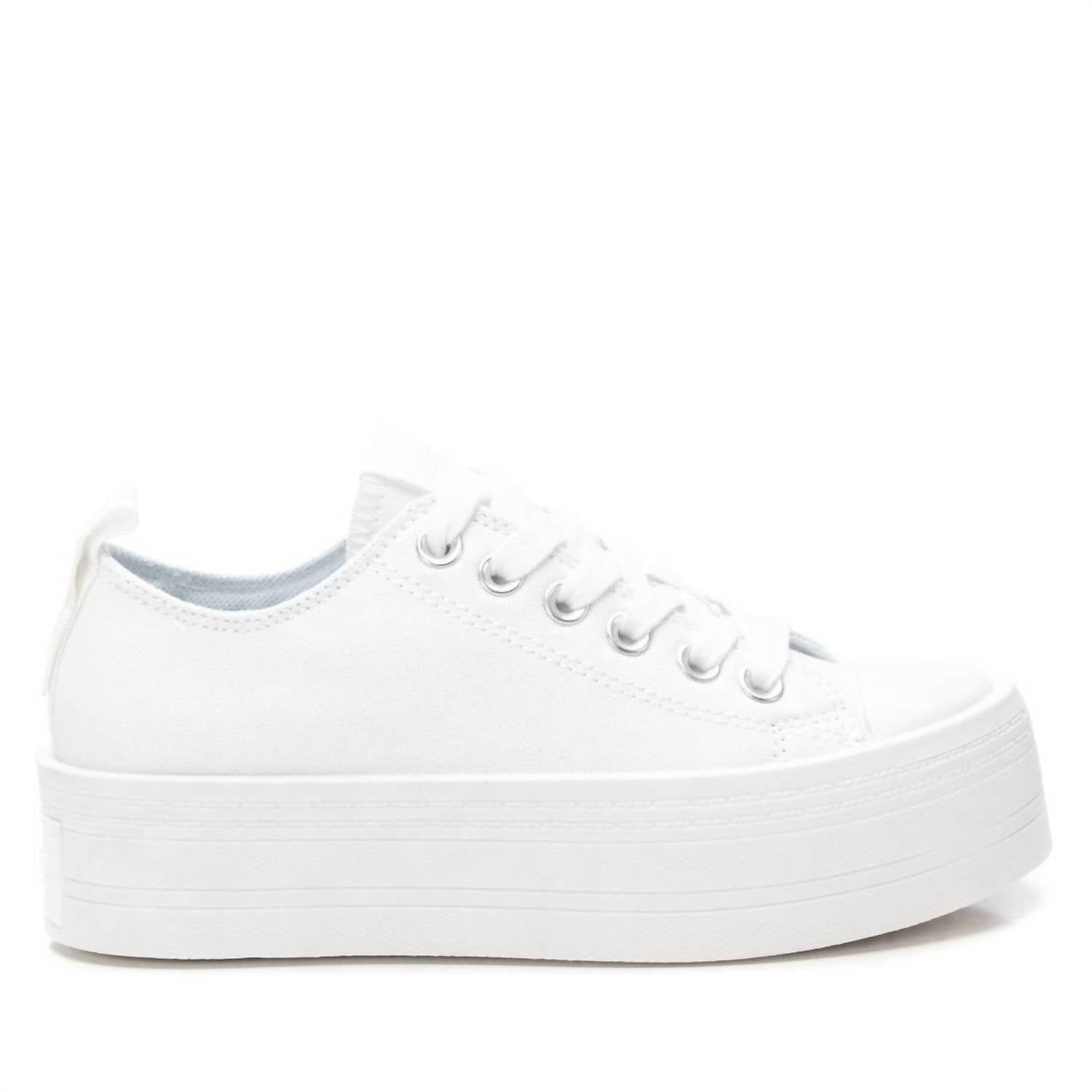 918c7fca-055f-4613-9fc8-5cde2c2f2f45-upscale_15k-1500x1500-70 Xti - Women's Refresh Sneakers - Image 1