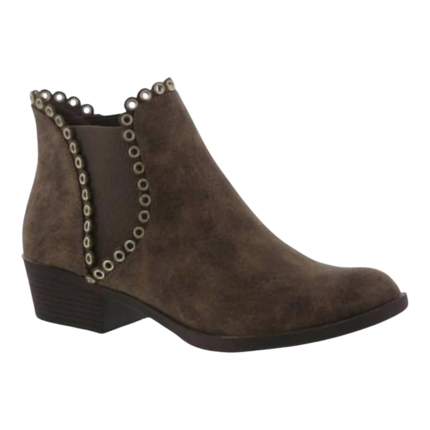 9ff108e1-eb7a-4a27-8104-e60a8e645b47-upscale_15k-1500x1500-70 Sbicca - Women's Murphy Bootie - Image 1