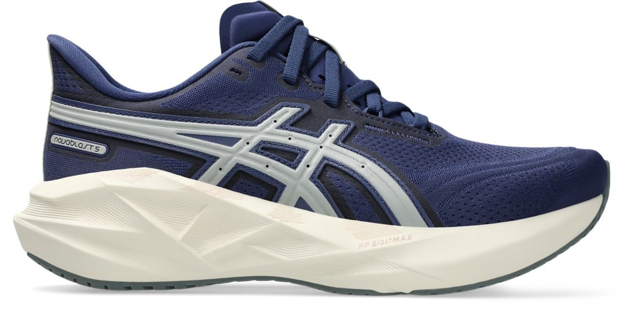 Image94_48208cdc-ea60-4644-a93e-df3ef0adfd3e Women's Novablast 5 ATC (400 - Indigo Blue/Seal Grey) - Image 1