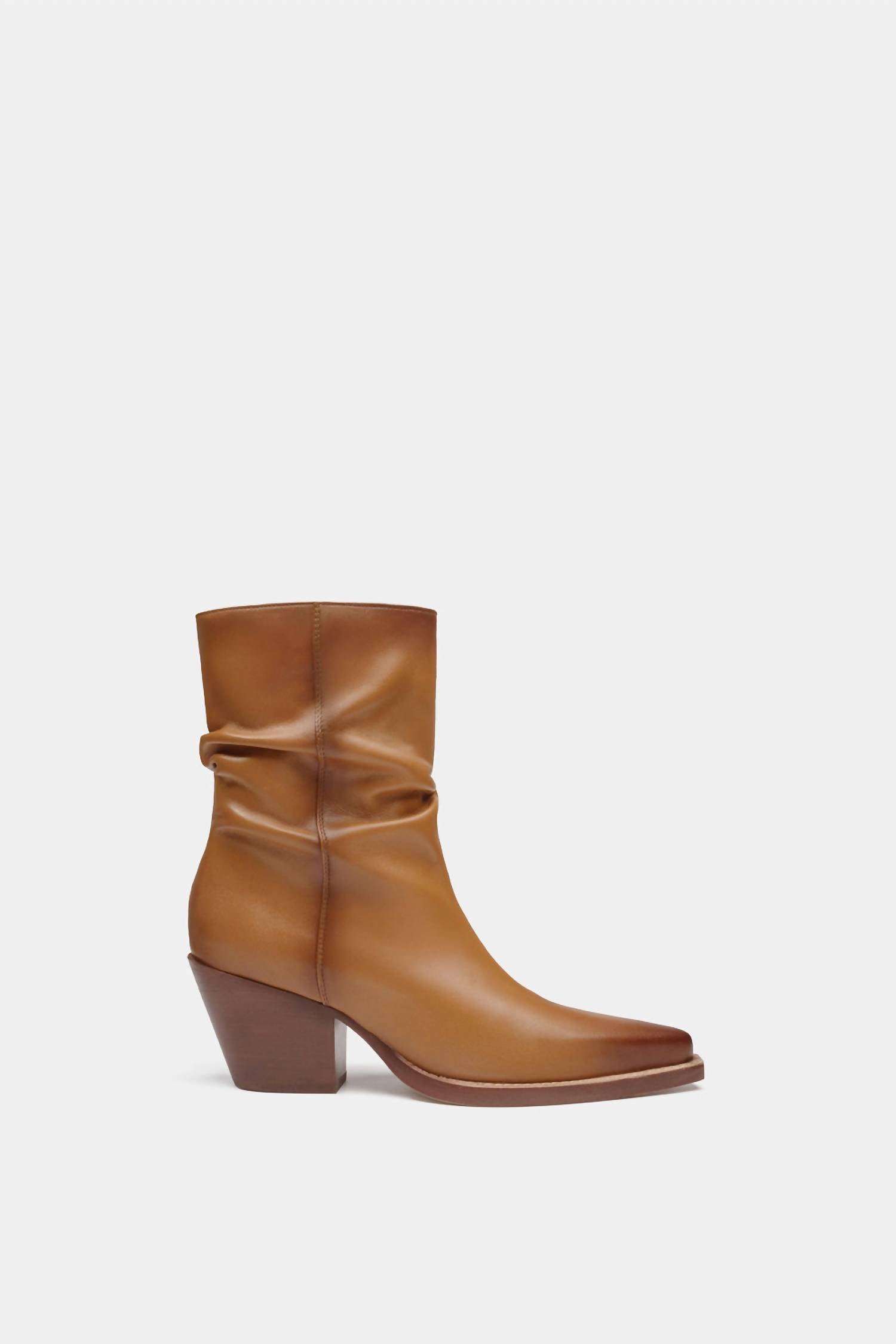aa41c17b-e82c-4993-ab51-5f88376bbc1e-upscale_15k-1500x1500-70 Dante Shoes - Women's Soft Leather Ankle Boots - Image 1