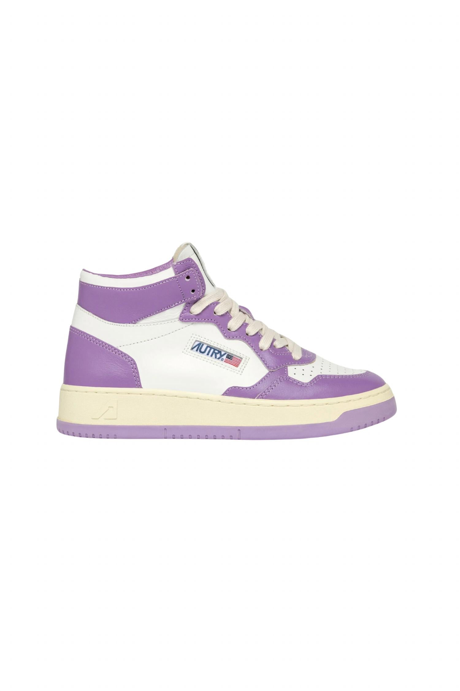 ad1f7ad8-c69c-4767-b5eb-493bcf6bb9f9-upscale_15k-1500x1500-1 Autry - Women's Medalist Mid Sneakers - Image 1