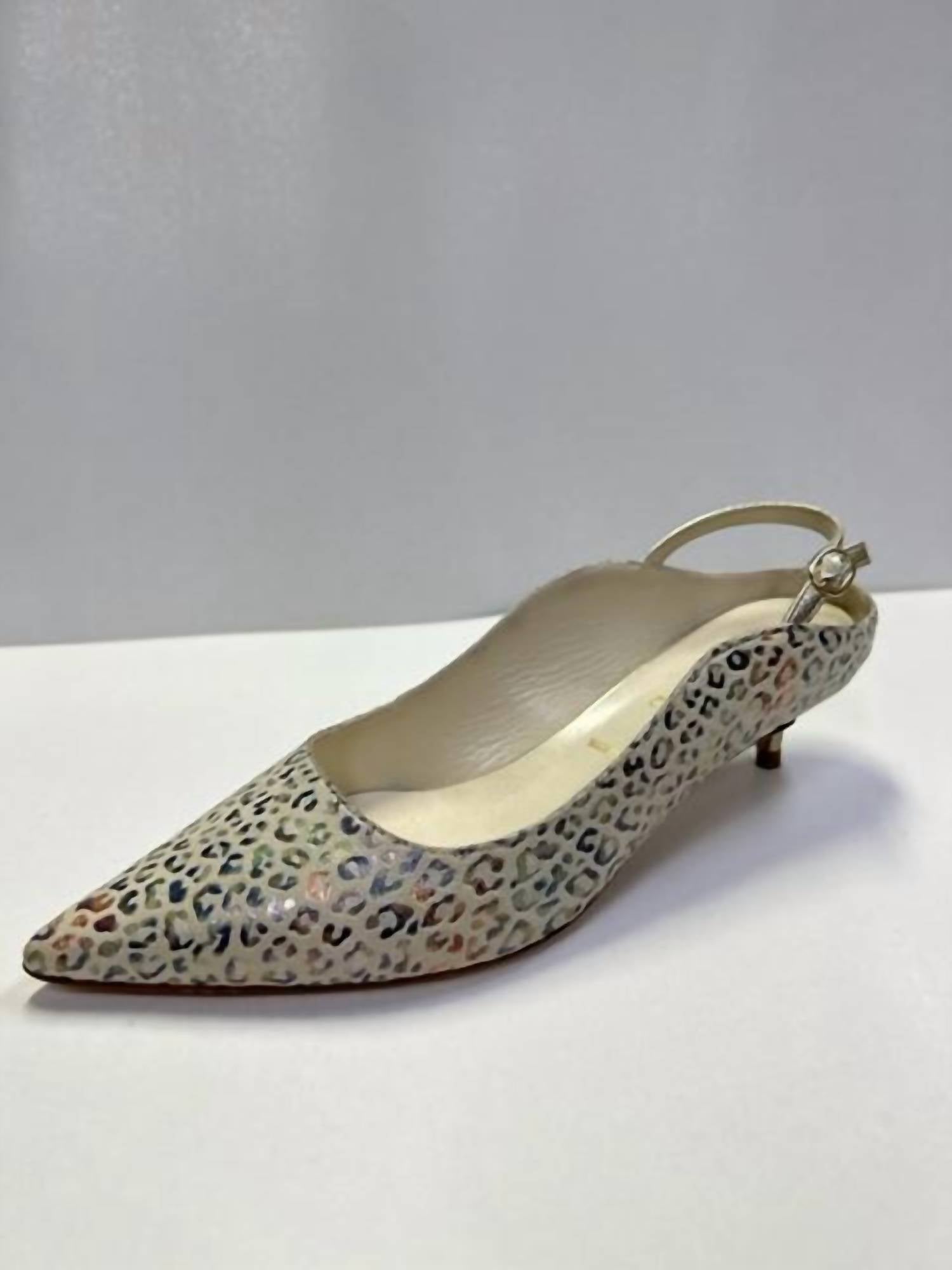 c50eb0c6-9506-411d-8fb8-ac743fad5e6c-upscale_15k-1500x1500-70 Butter - BROOK SLINGBACK KITTEN HEEL - Image 1