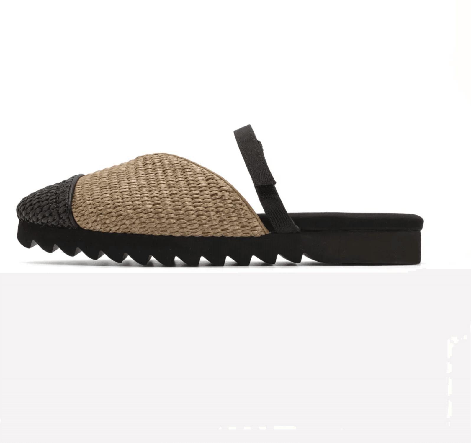c811deee-c61f-4214-a3fe-2a0614b37b55-upscale_15k-1500x1500-1 Roam - Raffy Cap Mules - Image 1