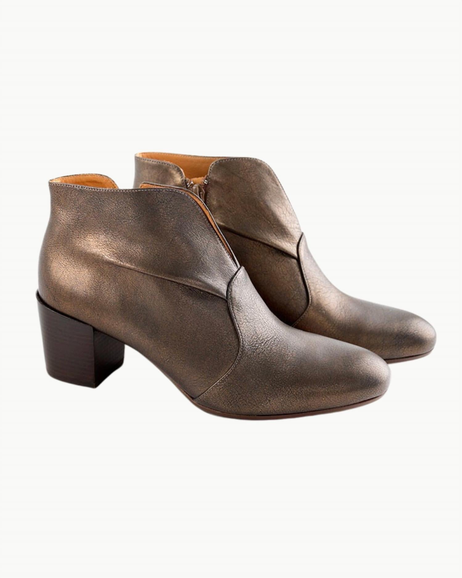 d0f6de83-3eb2-4cc0-ada1-f2ef54e6d84d-upscale_15k-1500x1500-1 Chie Mihara - Women's Nugo Leather Ankle Boots - Image 1