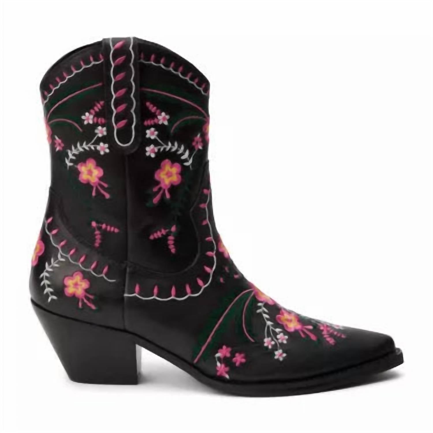 d301d2a7-3f5b-4955-b245-53dc7306c8f3-upscale_15k-1500x1500-70 Matisse - Women's Amber Embroidered Western Boot - Image 1