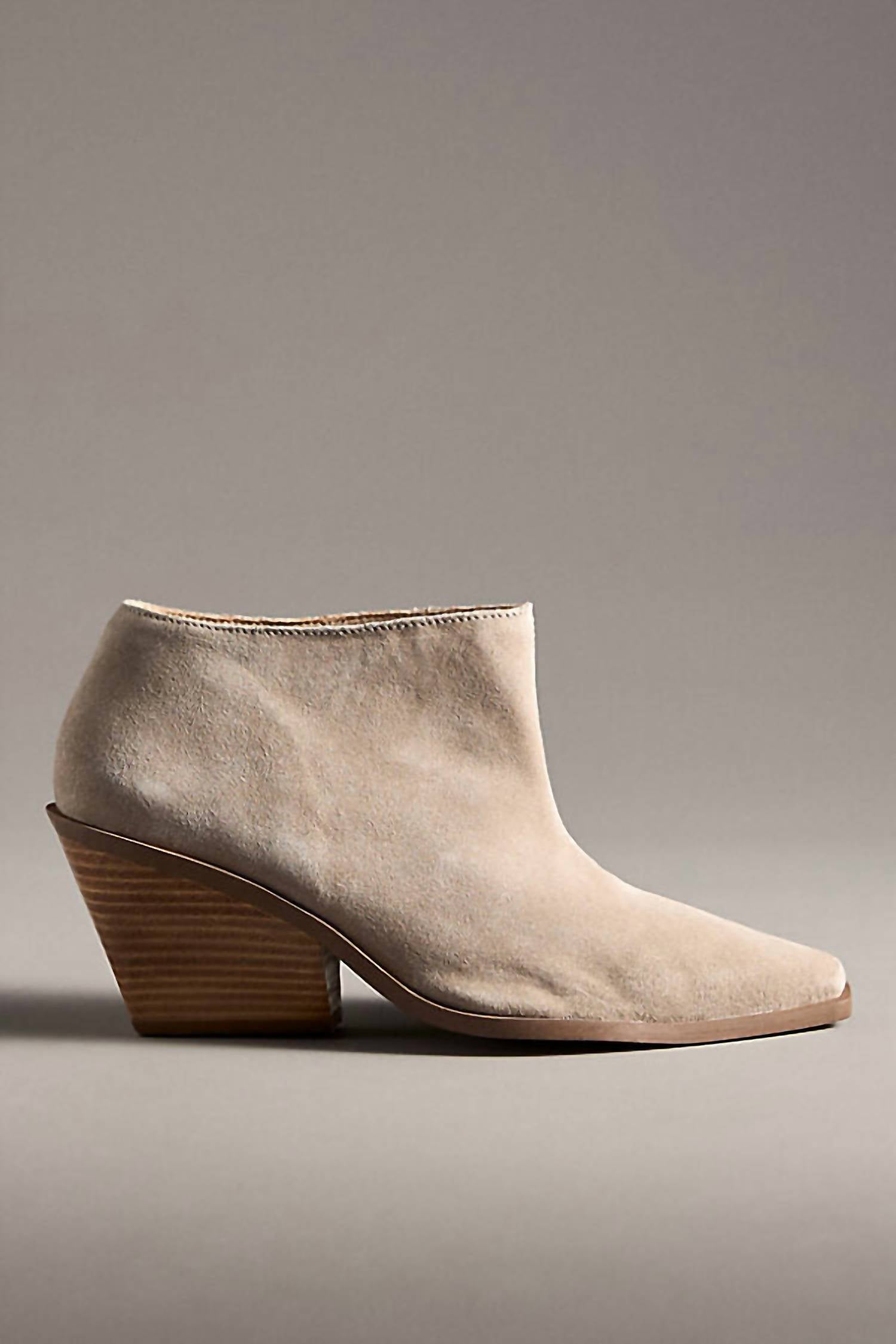 da405b8f-a525-4fd0-8e03-68ce06485a6e-upscale_15k-1500x1500-70 Seychelles - Women's Sedona Bootie - Image 1