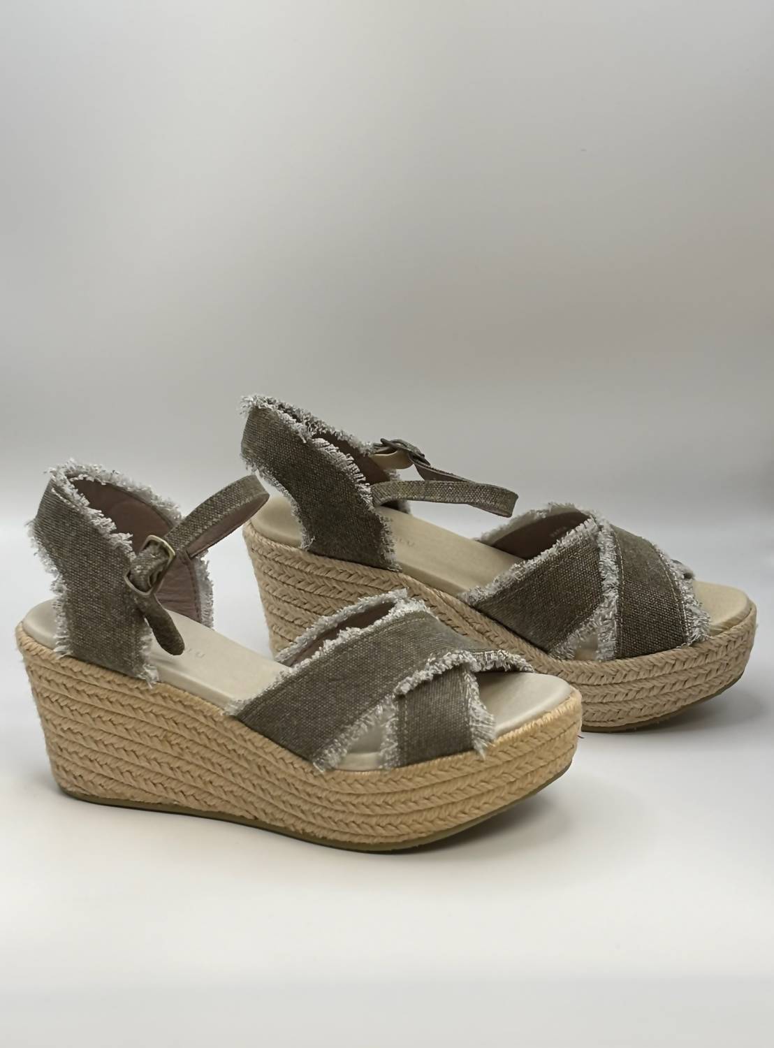 de8109bf-7371-4dd1-bca4-2d3fbc0f09da-upscale_15k-1500x1500-70 Chocolat Blu - Women's Warda Wedge Sandal - Image 1