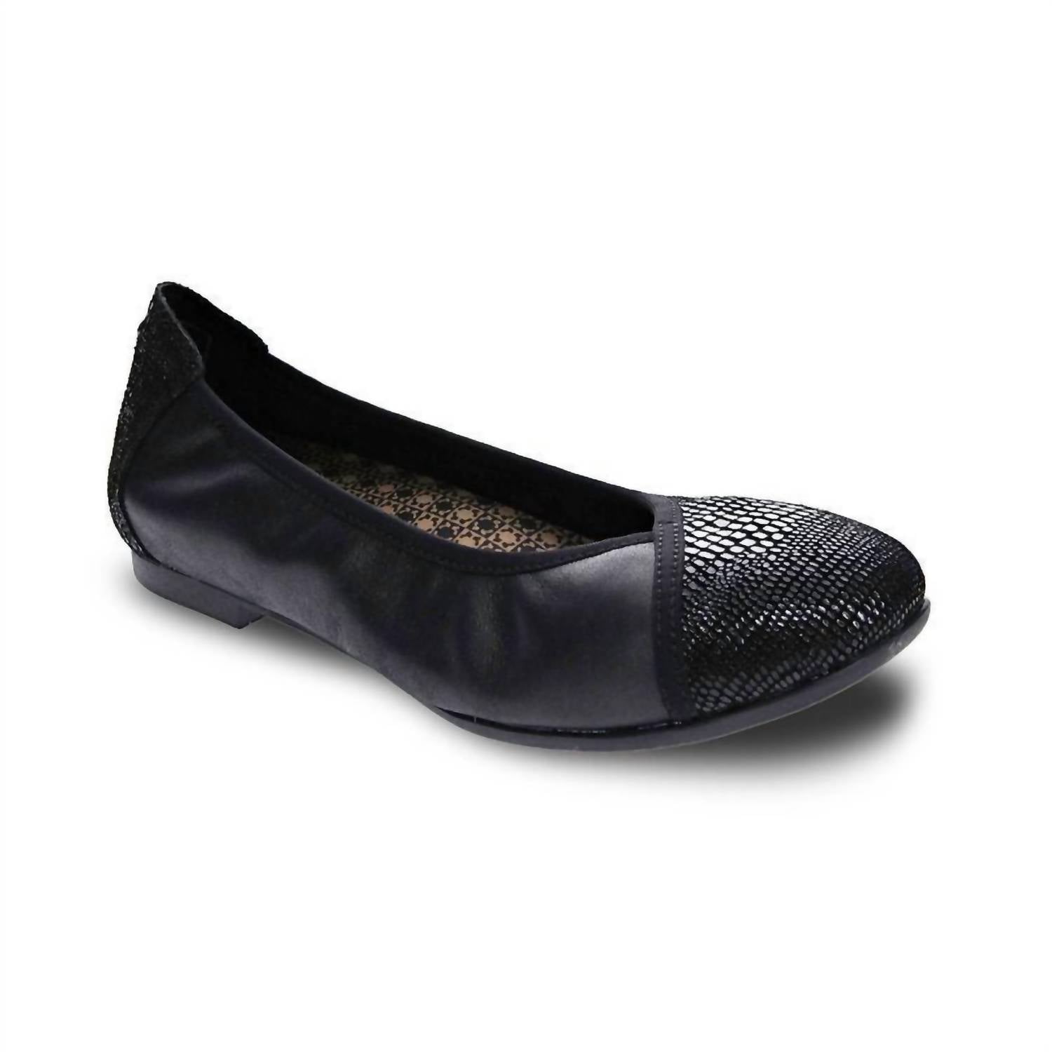 e5f2d222-dc4d-461a-91ca-43959546958a-upscale_15k-1500x1500-70 Revere - Women's Nairobi Ballet Flats - Image 1
