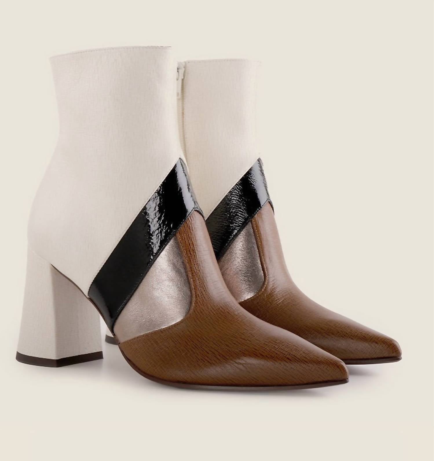 f59e3c38-0330-4511-8d77-2ba7ff1f5ed9-upscale_15k-1500x1500-70 Chie Mihara - Luek Boot - Image 1