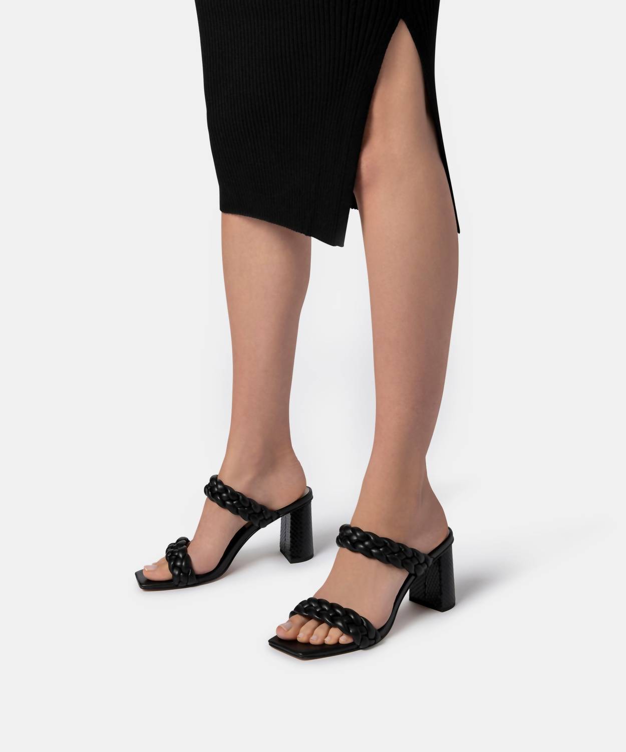 f6c6a61b-dcae-4c27-981d-f1f52de1b014-upscale_15k-1500x1500-70 Dolce Vita - Women's Paily Sandals - Image 1