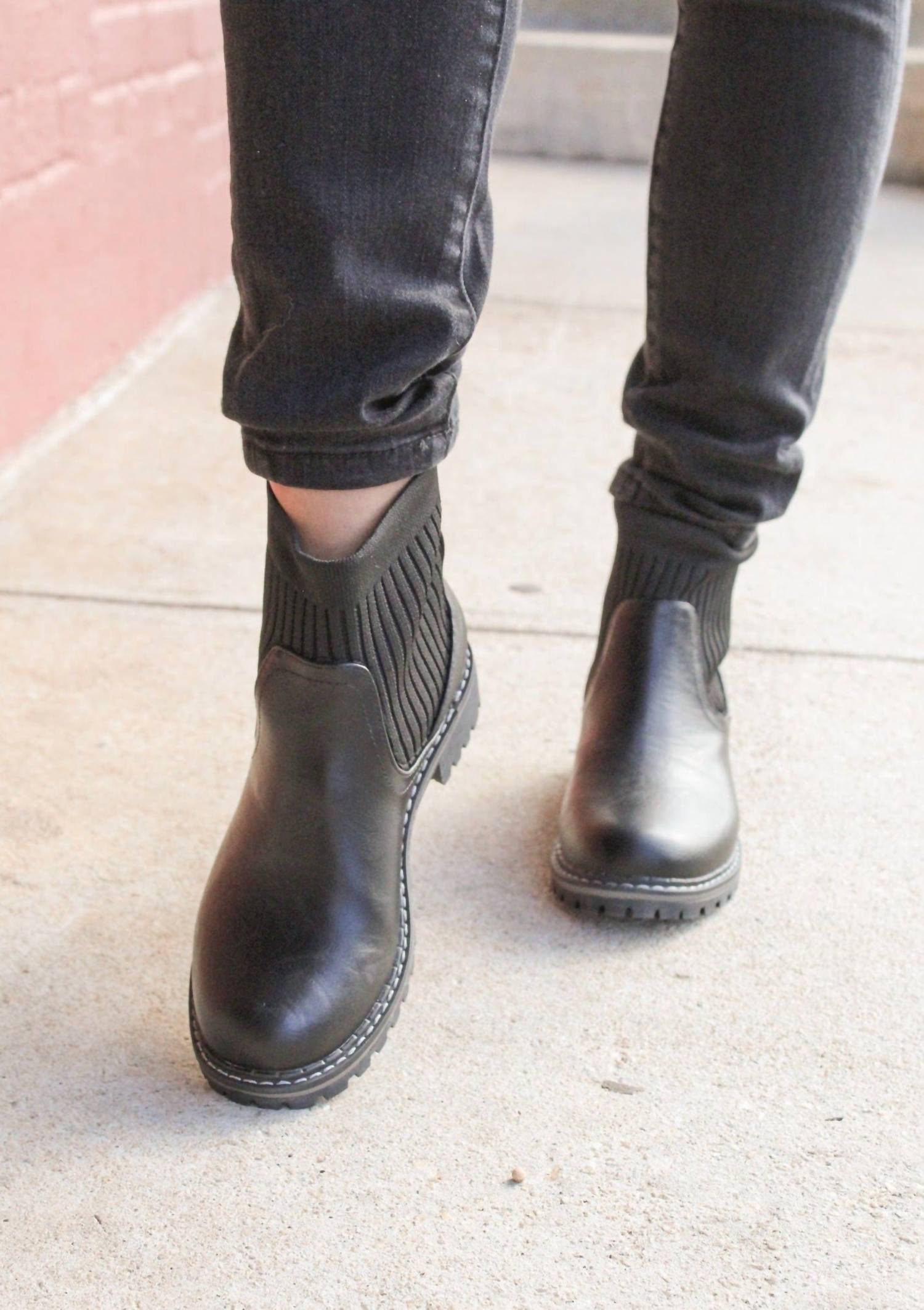fd6f866e-bc94-430b-aade-394696b3e7b4-upscale_15k-1500x1500-70 Corkys Footwear - Cabin Fever Boot - Image 1